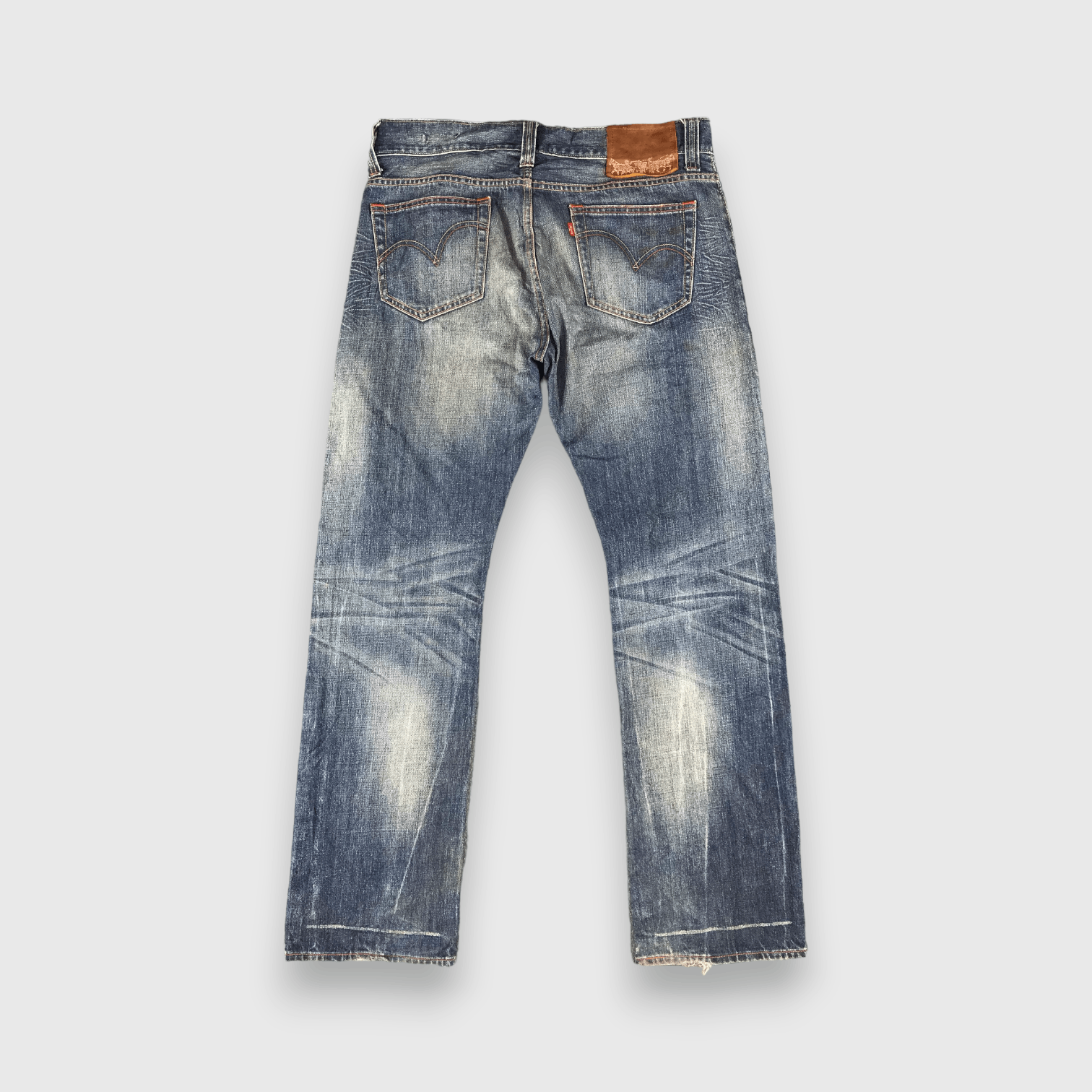 Levi's Vintage Blue Wash Levis Jeans-J2636 Size US 37 - 2 Thumbnail