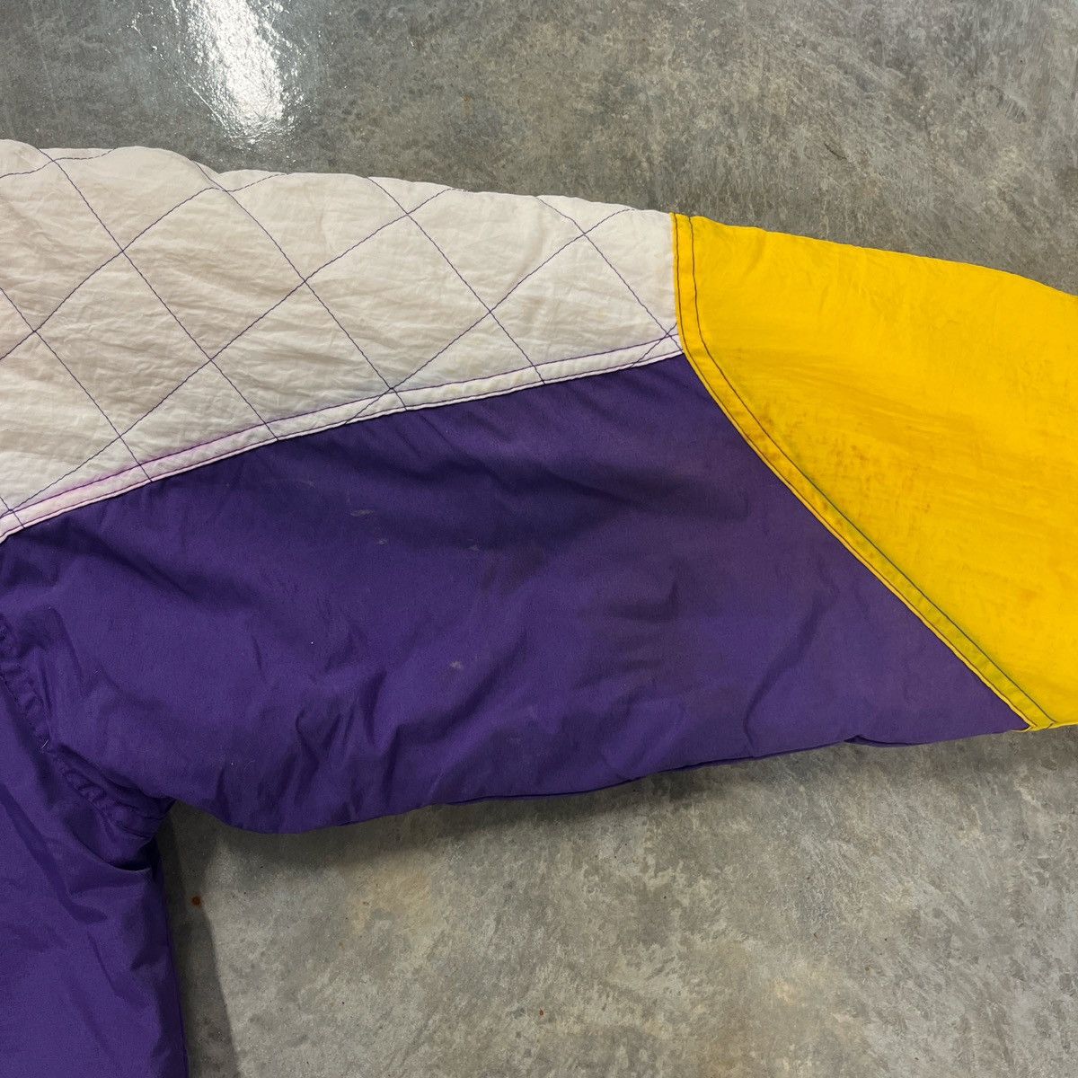 NFL × Starter × Vintage Vintage 90s Minnesota Vikings Starter Jacket full zip Size US L / EU 52-54 / 3 - 5 Thumbnail