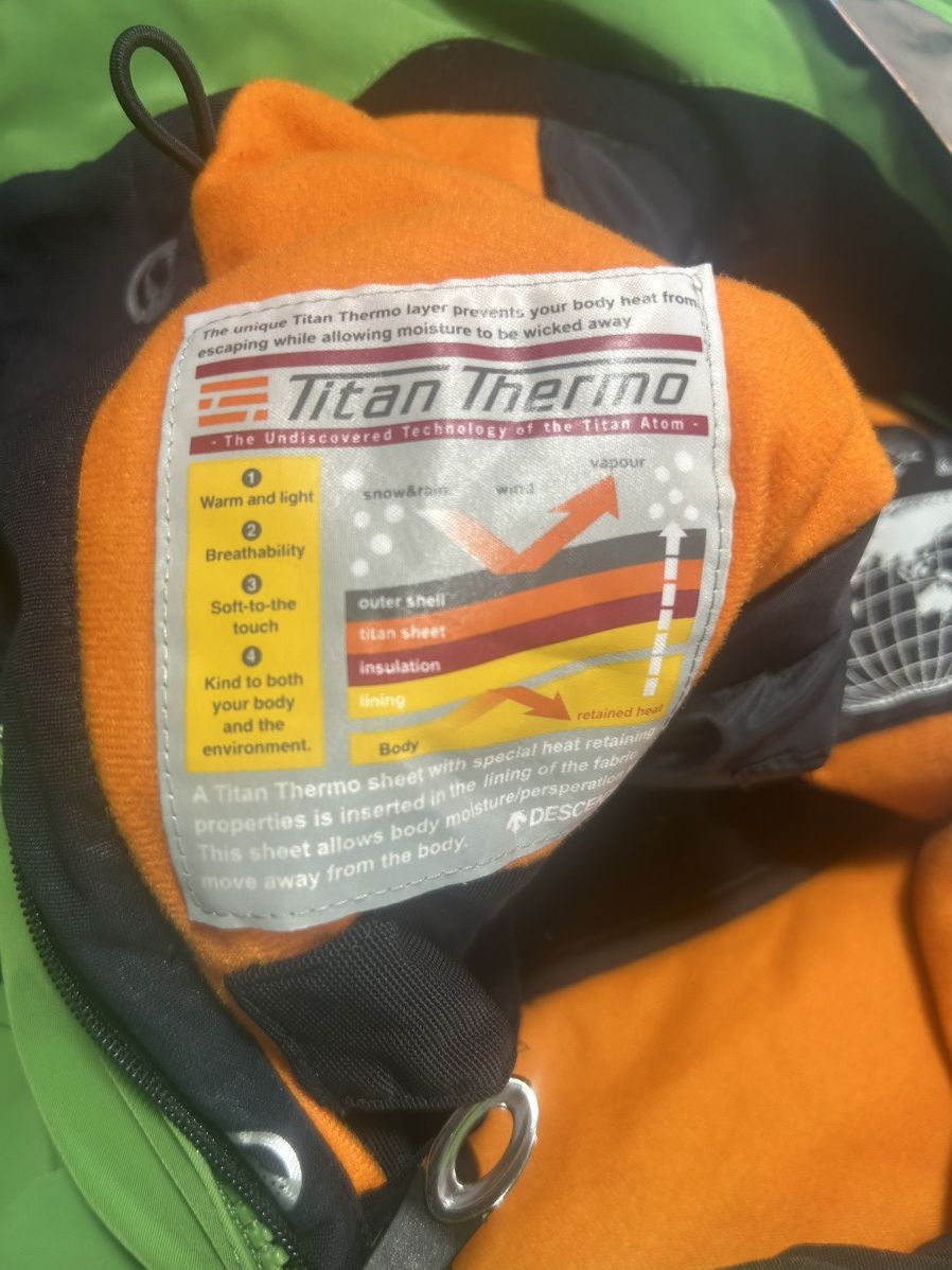 Descente LARGE MENS DECENTE AIRDRIVE TITAN THERMO HOODED JACKET Size US L / EU 52-54 / 3 - 11 Thumbnail