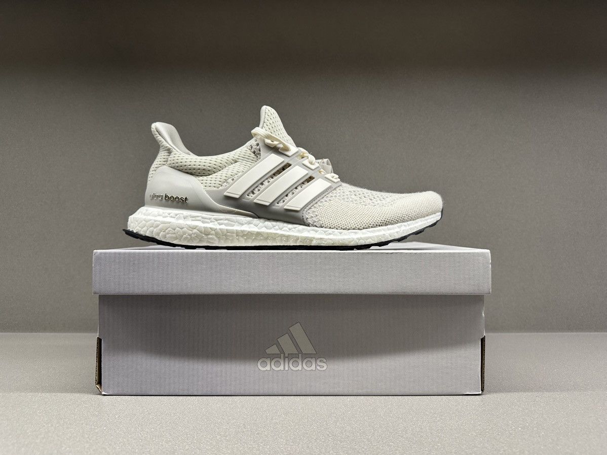 Adidas Adidas Ultra Boost 1.0 Cream Chalk 2022 Size US 9 / EU 42 - 3 Thumbnail