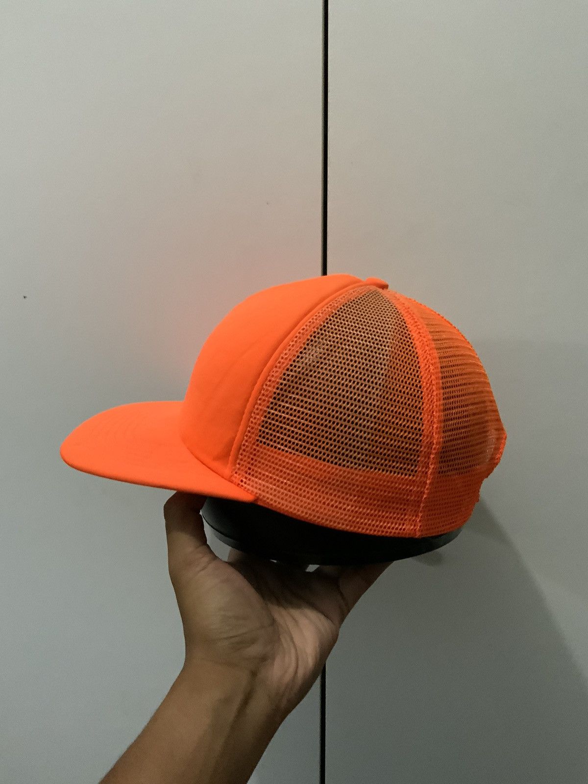 Vintage Vintage Orange Plain Fade Trucker Hat Cap Size ONE SIZE - 3 Thumbnail
