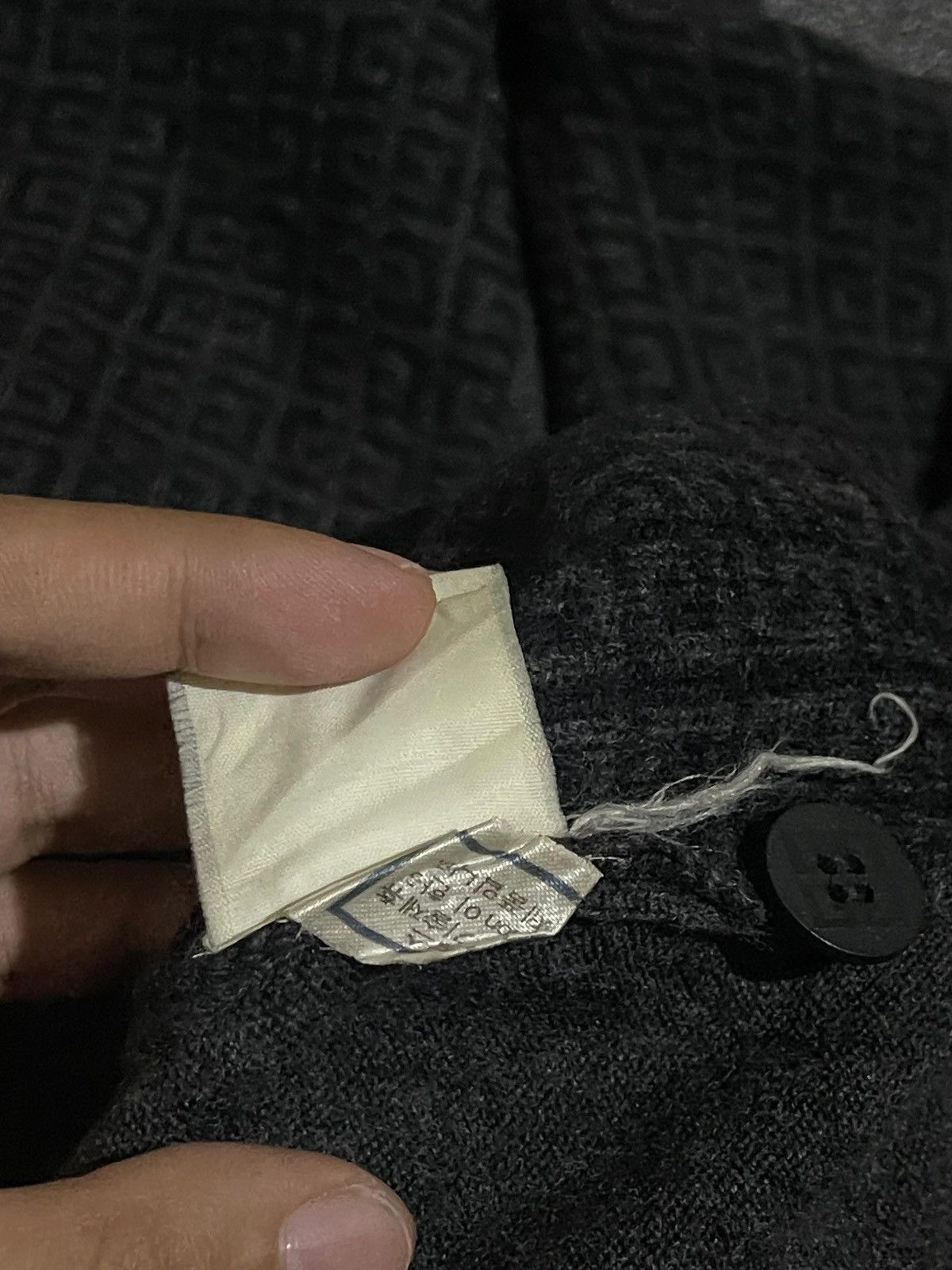 Givenchy × Vintage Givenchy Monogram Cardigan Knitted Size US M / EU 48-50 / 2 - 7 Thumbnail