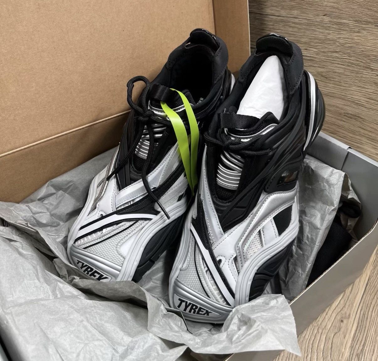 Balenciaga Balenciaga Tyrex Black & Silver Sneakers J41 Size US 7 / IT 37 - 2 Thumbnail