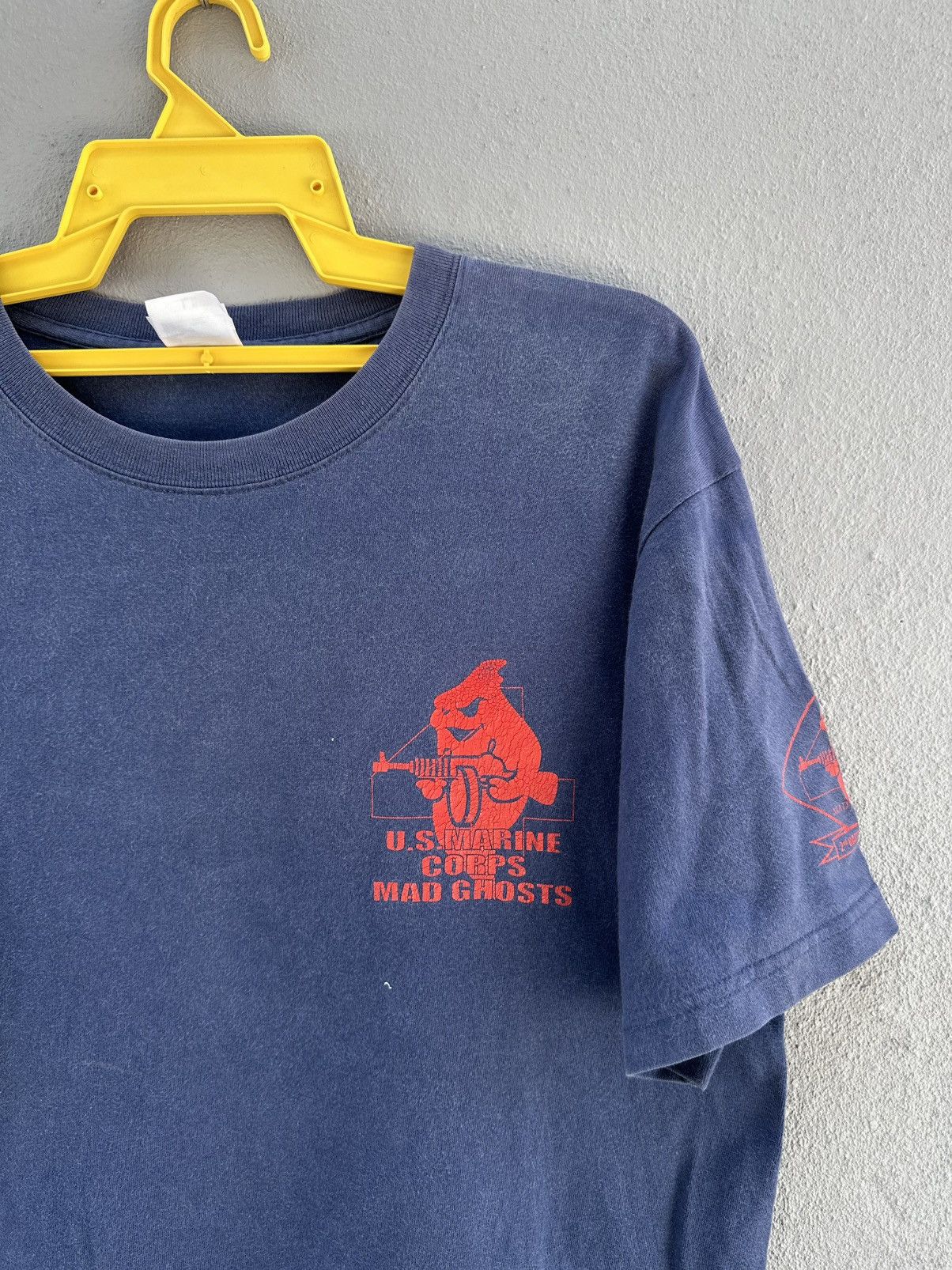 Army Of Me Thrashed Vintage Mad Ghosts U S Marine Corps Sun Faded Tee Size US L / EU 52-54 / 3 - 6 Thumbnail