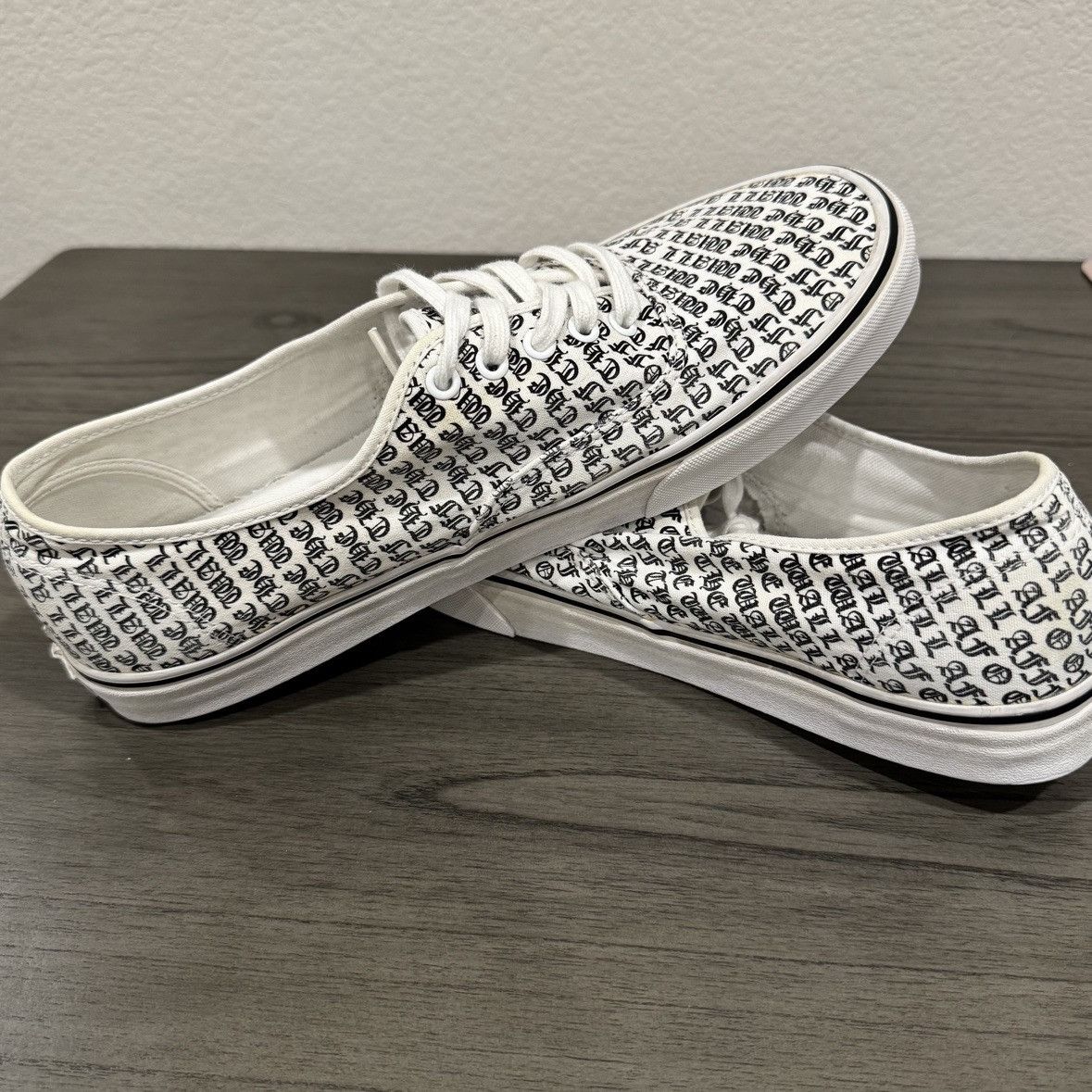 Vans Vans Authentic Off The Wall Print US 13 | Grailed