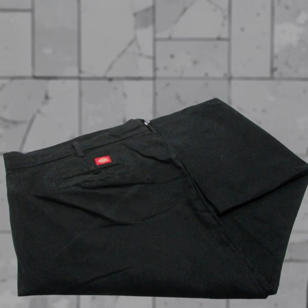 Dickies DICKIES WORK PANTS Womens 26 Stretch Women Relaxed Fit straight leg Black W44 L29 UK26 SKU Y04095 Size ONE SIZE - 1 Thumbnail