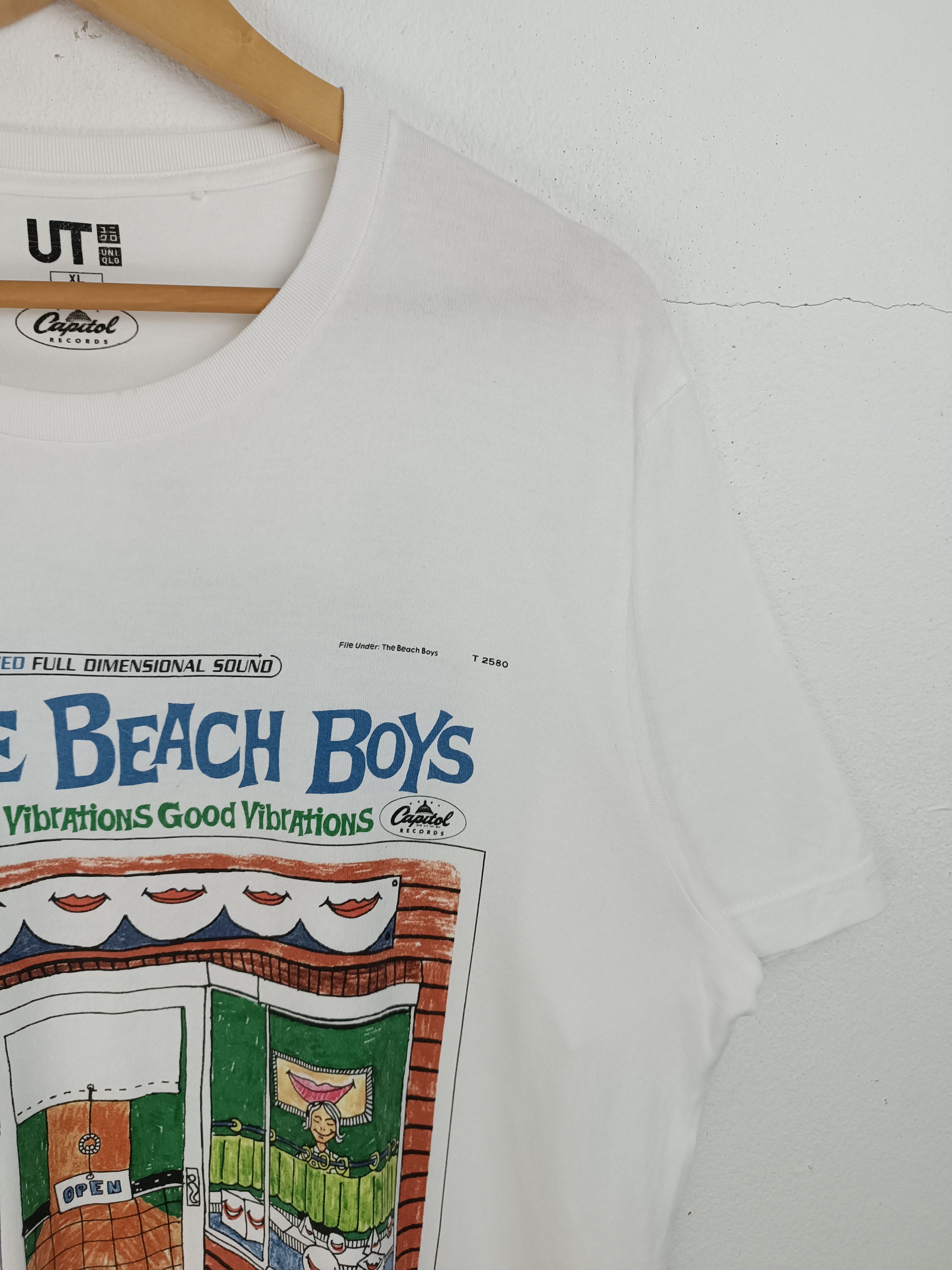Band Tees VINTAGE THE BEACH BOYS GOOD VIBRATIONS TEE who jam kinks Size US XL / EU 56 / 4 - 6 Thumbnail