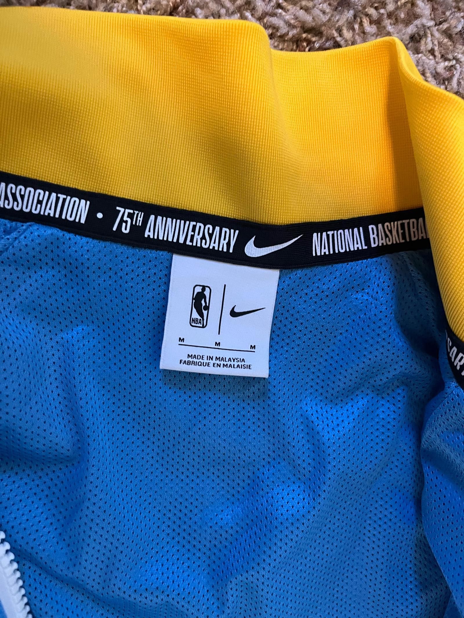 Nike Nike NBA Los Angeles Lakers Courtside Tracksuit Jacket Sample Size US M / EU 48-50 / 2 - 7 Thumbnail