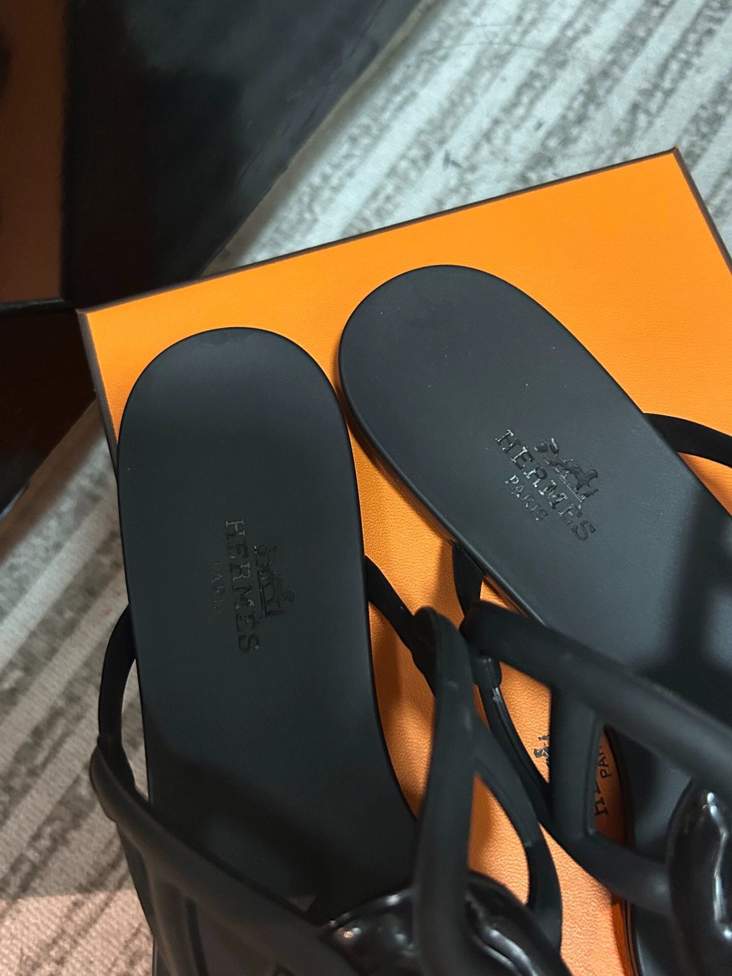 Hermes Hermes Egerie Pigalle Slipper Black 37 EU Size US 6.5 / IT 36.5 - 4 Thumbnail