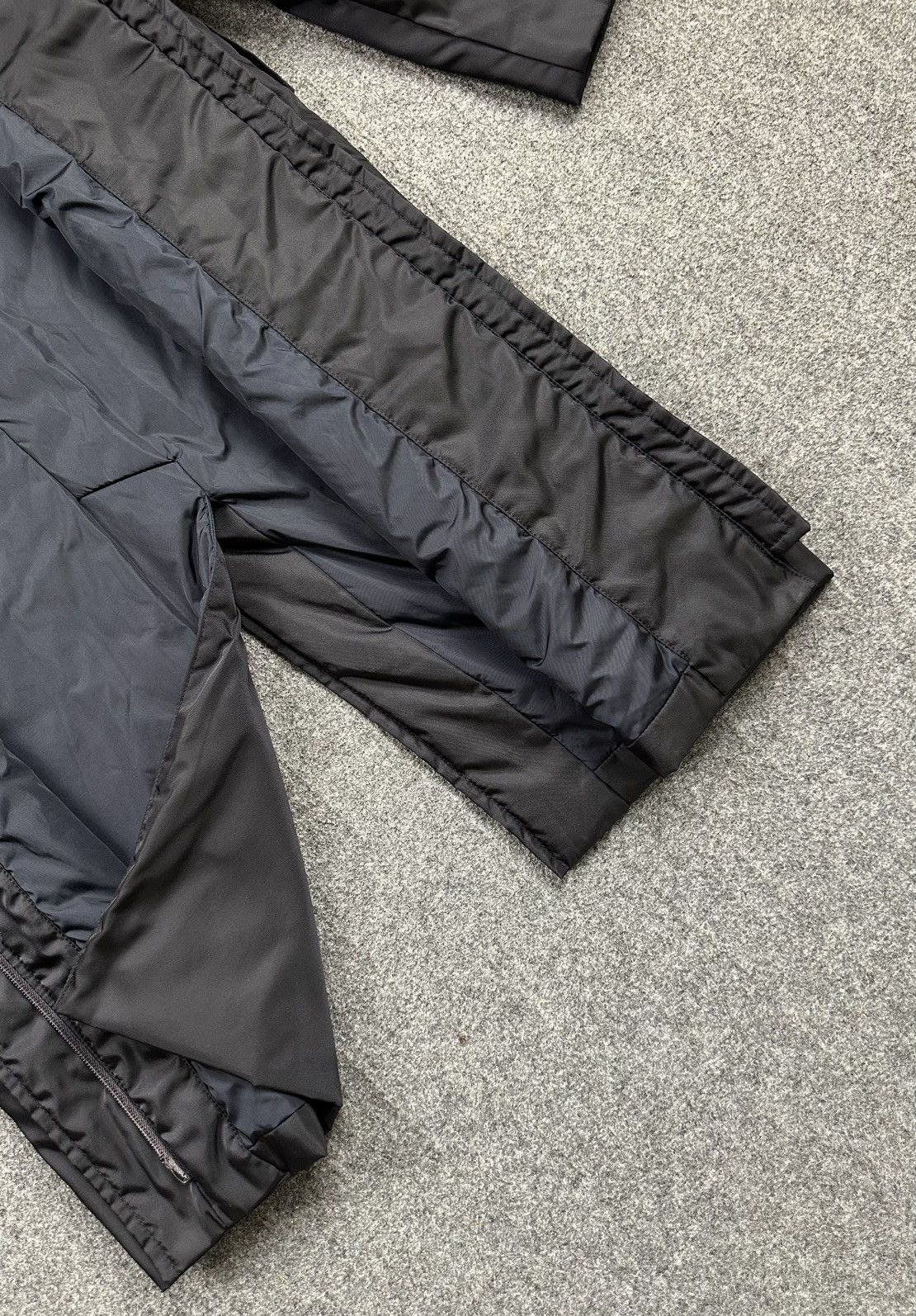 Prada Prada - Mac Zip-Up Nylon Coat - Emblem Logo With Neck Strap Size US M / EU 48-50 / 2 - 9 Thumbnail