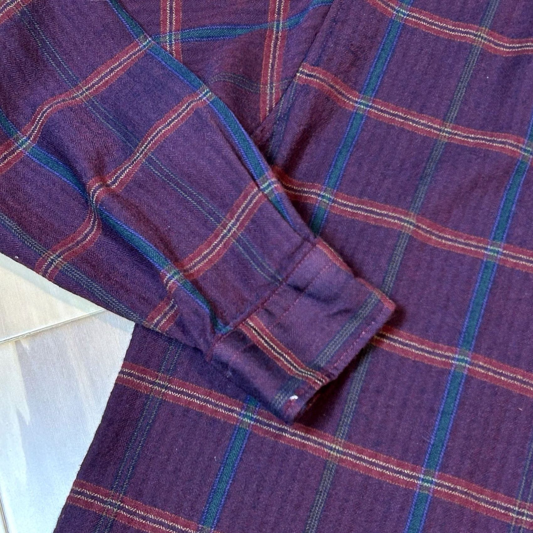Pendleton VINTAGE Pendleton Country Traditional Button Up Shirt Long Sleeve Men’s Large Burgundy Plaid Button-Down Pocketed Casual Workwear Mens Size US L / EU 52-54 / 3 - 5 Thumbnail