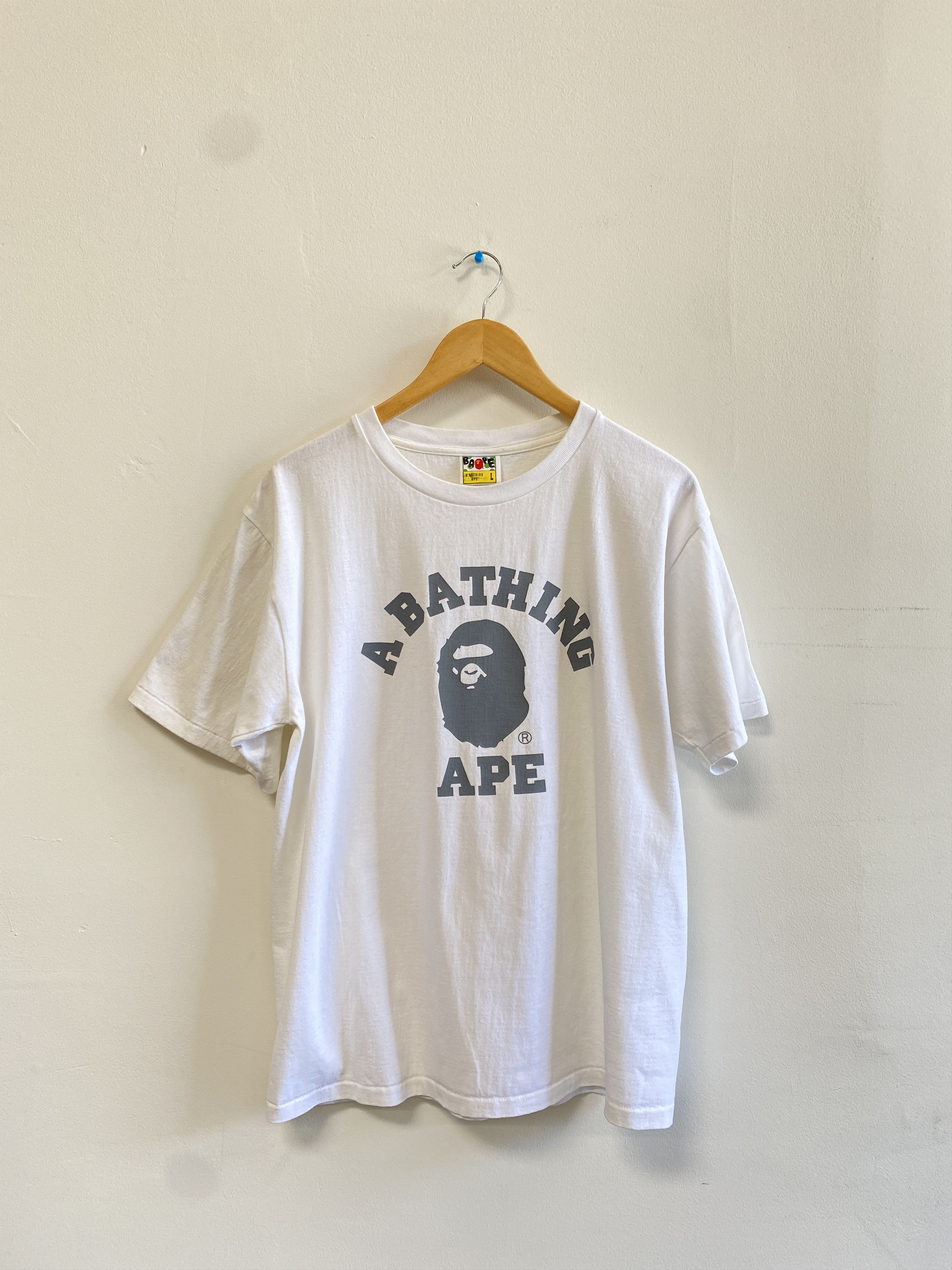 Bape BAPE WHITE COLLEGE TSHIRT Size US L / EU 52-54 / 3 - 1 Thumbnail
