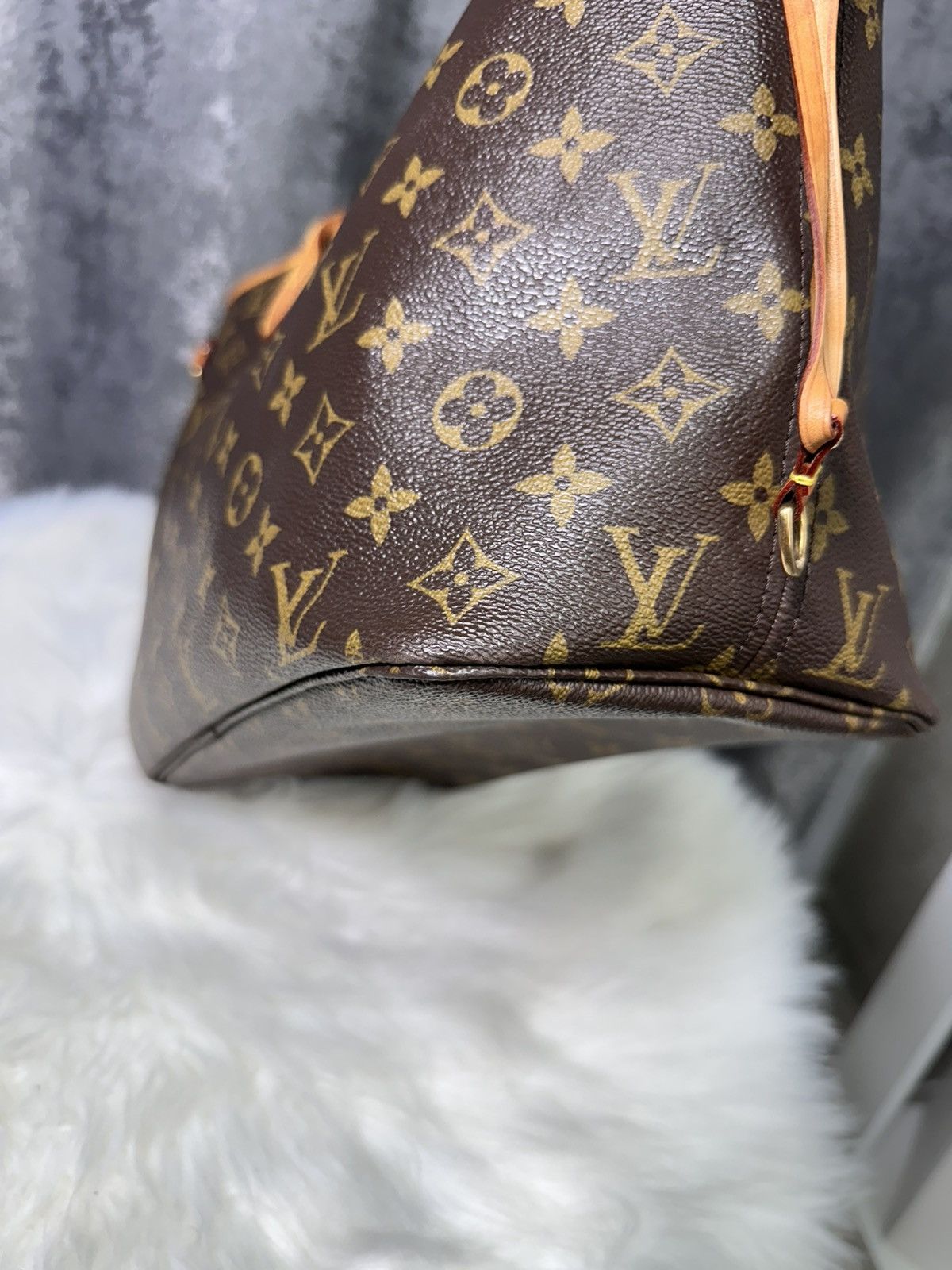 Designer × Louis Vuitton Louis Vuitton LIMITED EDITION V Neverfull bag ballerine rose Size ONE SIZE - 16 Thumbnail