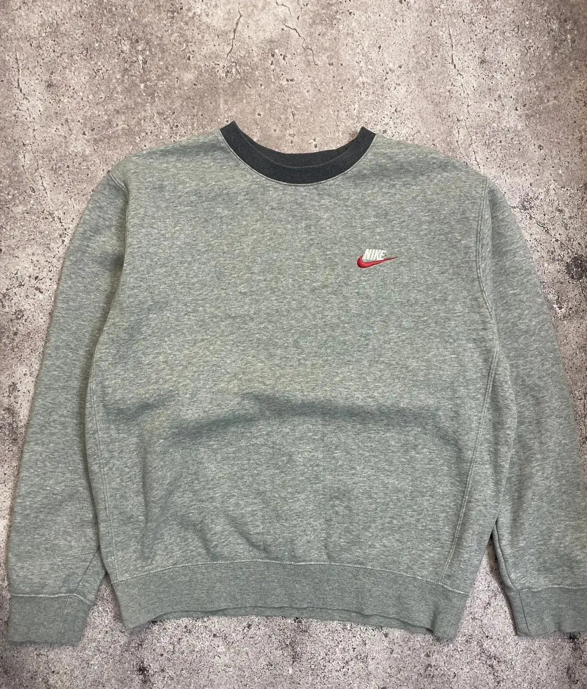 Nike Vintage Nike Sweatshirt Swoosh Logo Medium Crewneck Pullover Size US M / EU 48-50 / 2 - 1 Thumbnail