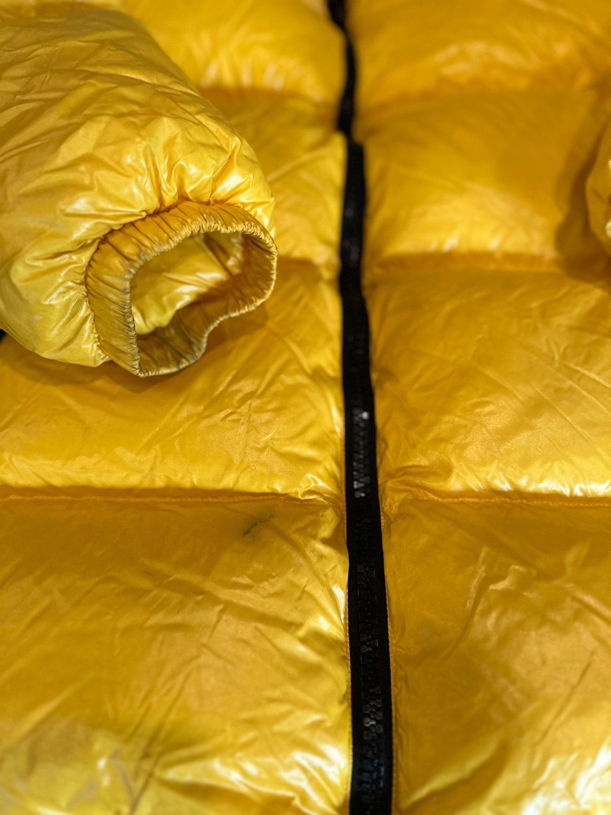Celine Celine Puffer Yellow Size 52 Size US L / EU 52-54 / 3 - 2 Thumbnail