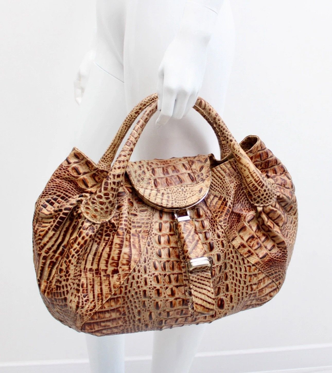 Fendi Vintage FENDI ALLIGATOR Spy Bag VERY RARE Size ONE SIZE - 3 Thumbnail