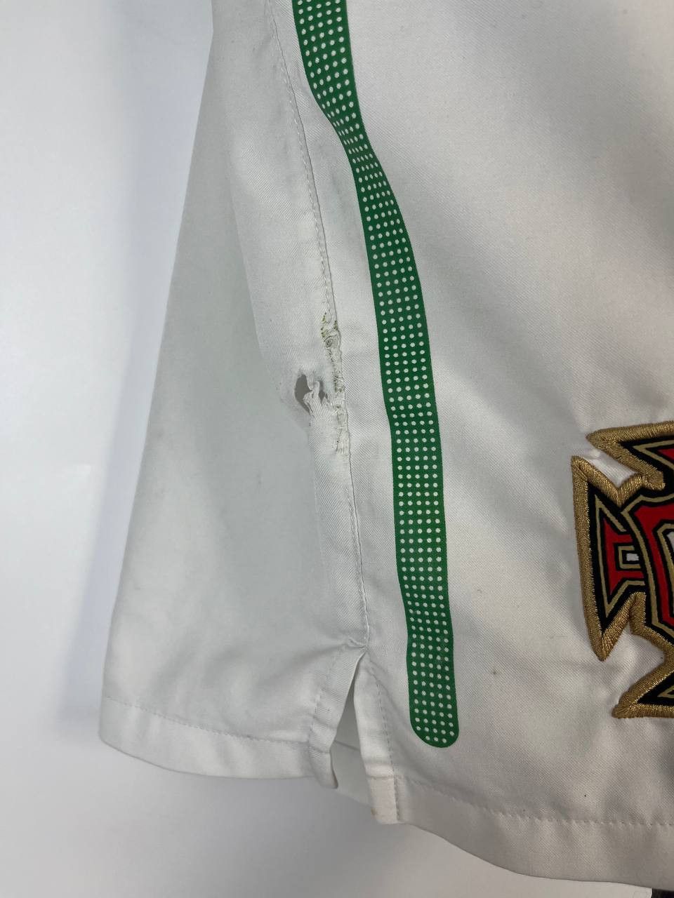 Nike PORTUGAL HOME SHORTS 2008 2010 NIKE DRI-FIT FOOTBALL SIZE L Size US 36 / EU 52 - 4 Thumbnail