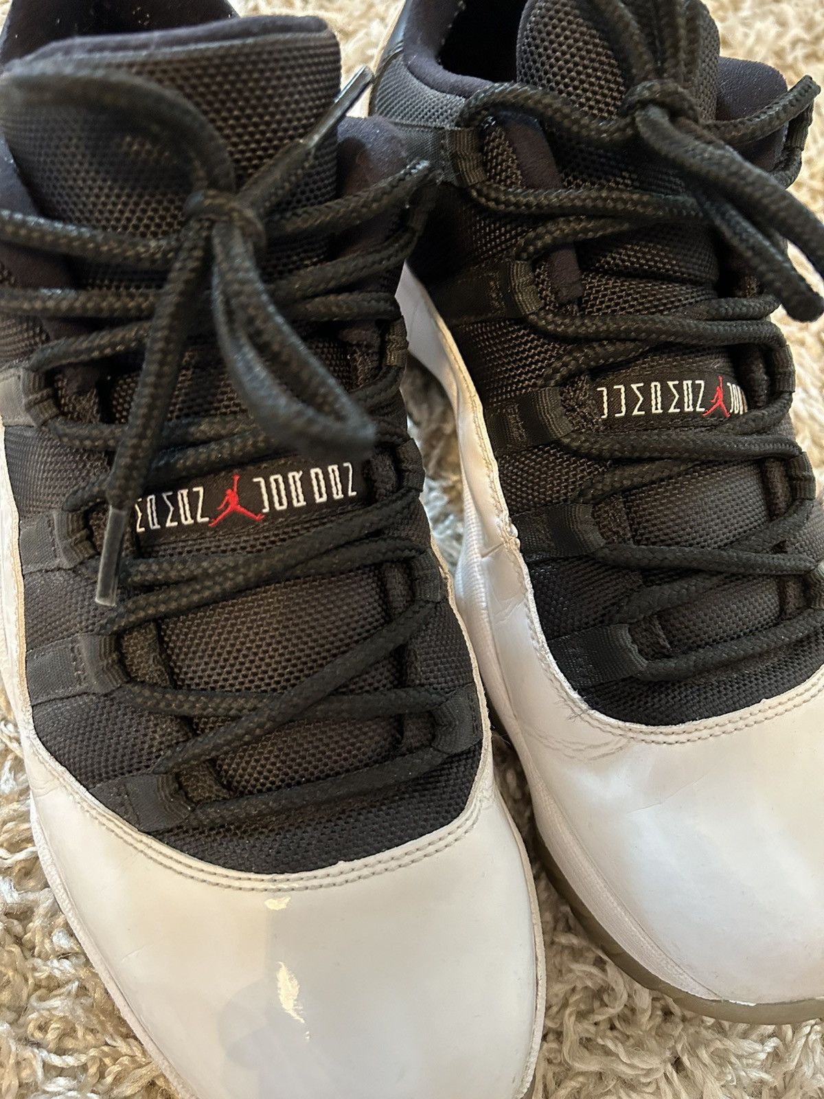 Jordan Brand Jordan 11 low Tuxedo size 10 Size US 10 / EU 43 - 3 Thumbnail