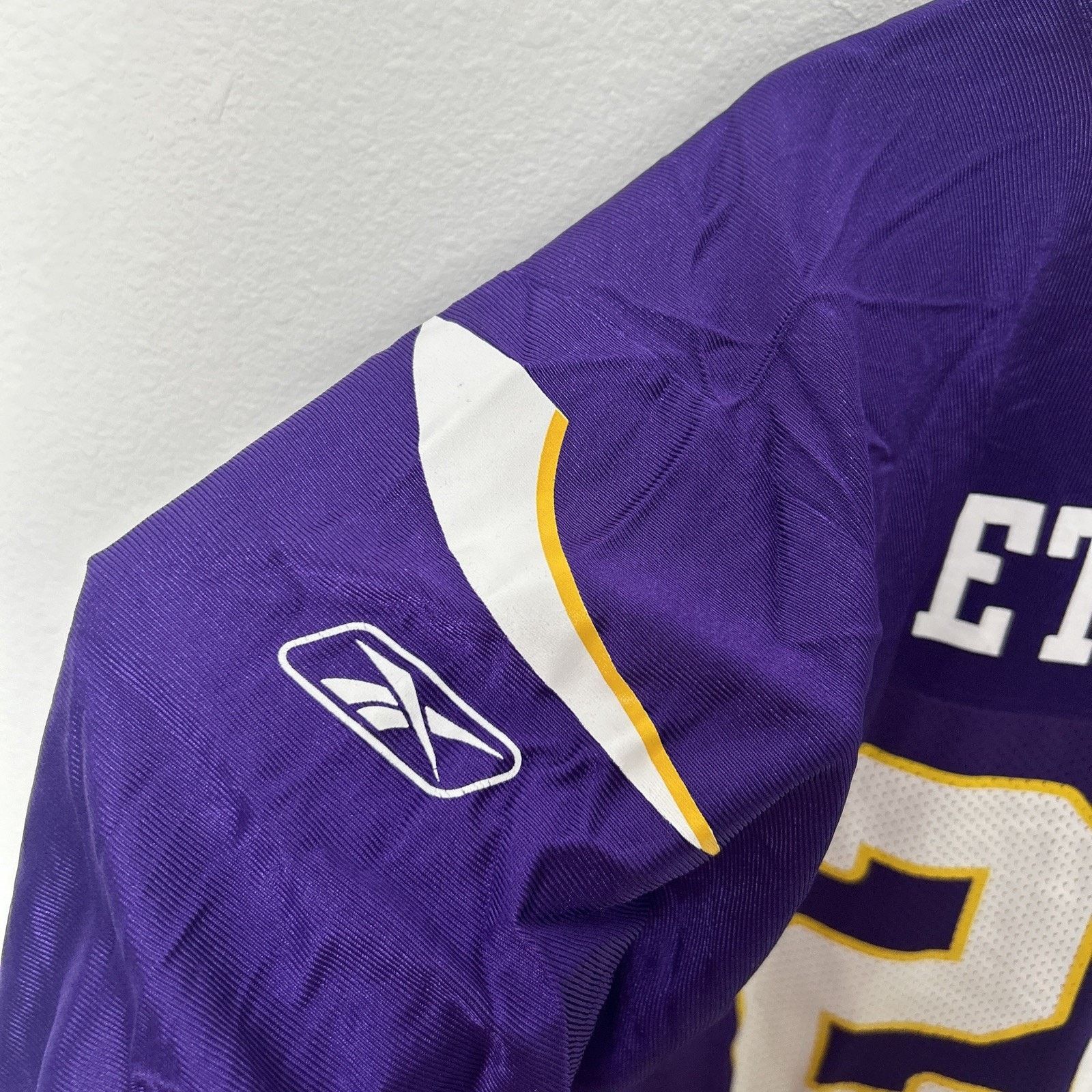 Reebok Minnesota Vikings #28 Peterson Purple Reebok NFL Jersey M Size US M / EU 48-50 / 2 - 5 Thumbnail