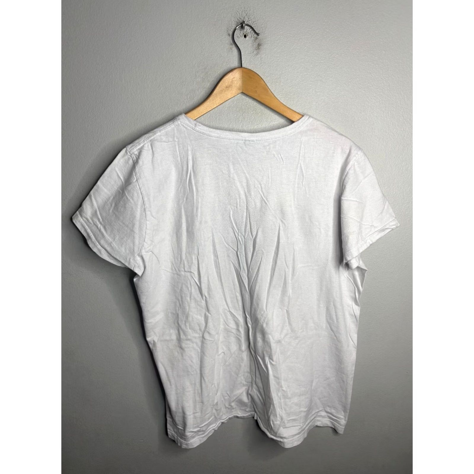 Vintage Bring Me The Horizon Shirt White XL Men Cotton Crew Neck Short Sleeve Rock Music Band 3722 Size US L / EU 52-54 / 3 - 4 Thumbnail