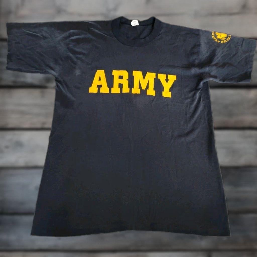 Vintage VINTAGE Army College Military T-Shirt Black Graphic Print Sz L Mens Size US L / EU 52-54 / 3 - 1 Thumbnail