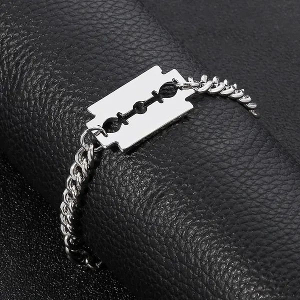 Designer Chain Bracelet Razor Size ONE SIZE - 2 Thumbnail