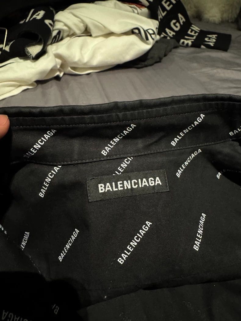 Balenciaga Balenciaga size 38 shirt Size US XS / EU 42 / 0 - 2 Thumbnail