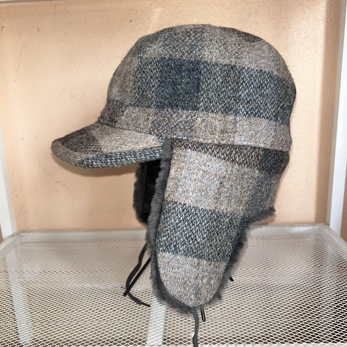 Harris Tweed Mistral x Harris Tweed Wool Hat Aviator Faux Fur Ear Flaps Size ONE SIZE - 1 Thumbnail