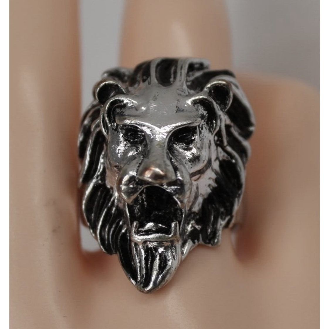 Other Roaring Lion's Head Ring • Leo • 3D Silvertone • Size 9.75 Size ONE SIZE - 1 Thumbnail