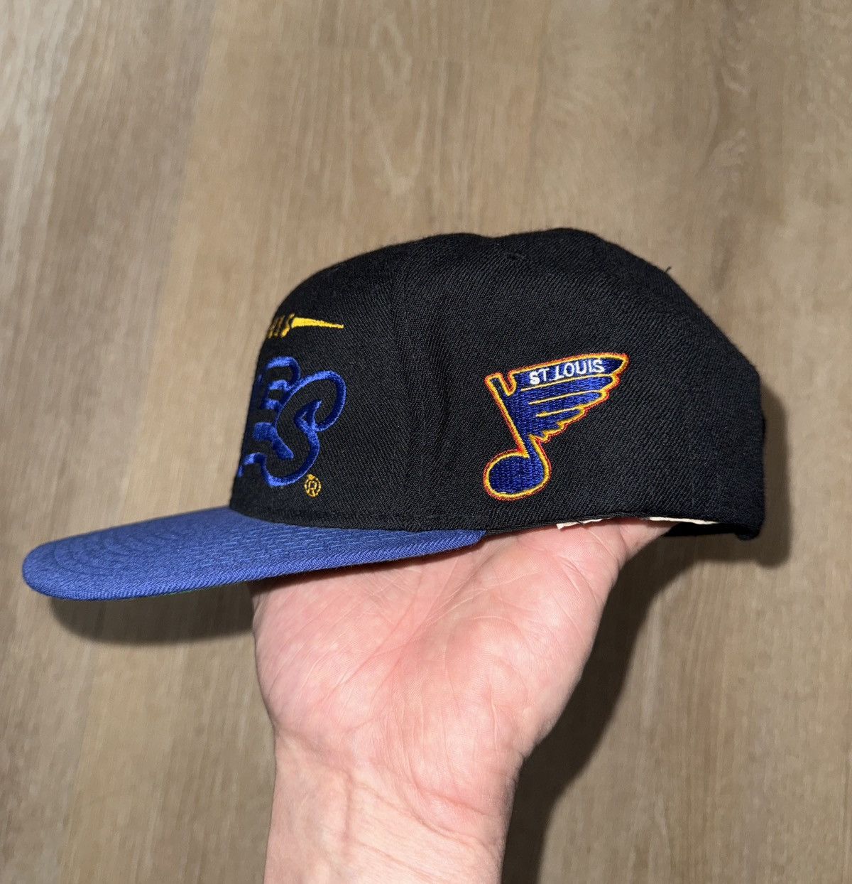 Starter Vintage St. Louis Blues Starter Graffiti SnapBack Hat Size ONE SIZE - 2 Thumbnail