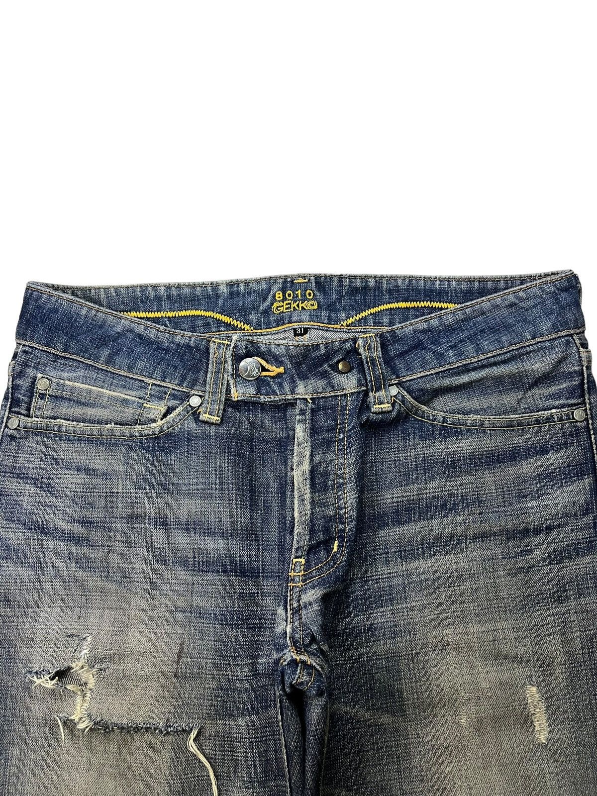 Japanese Brand Vintage Japanese Brand Mud Wash Rip Distressed Flare Jeans Size US 32 / EU 48 - 4 Thumbnail