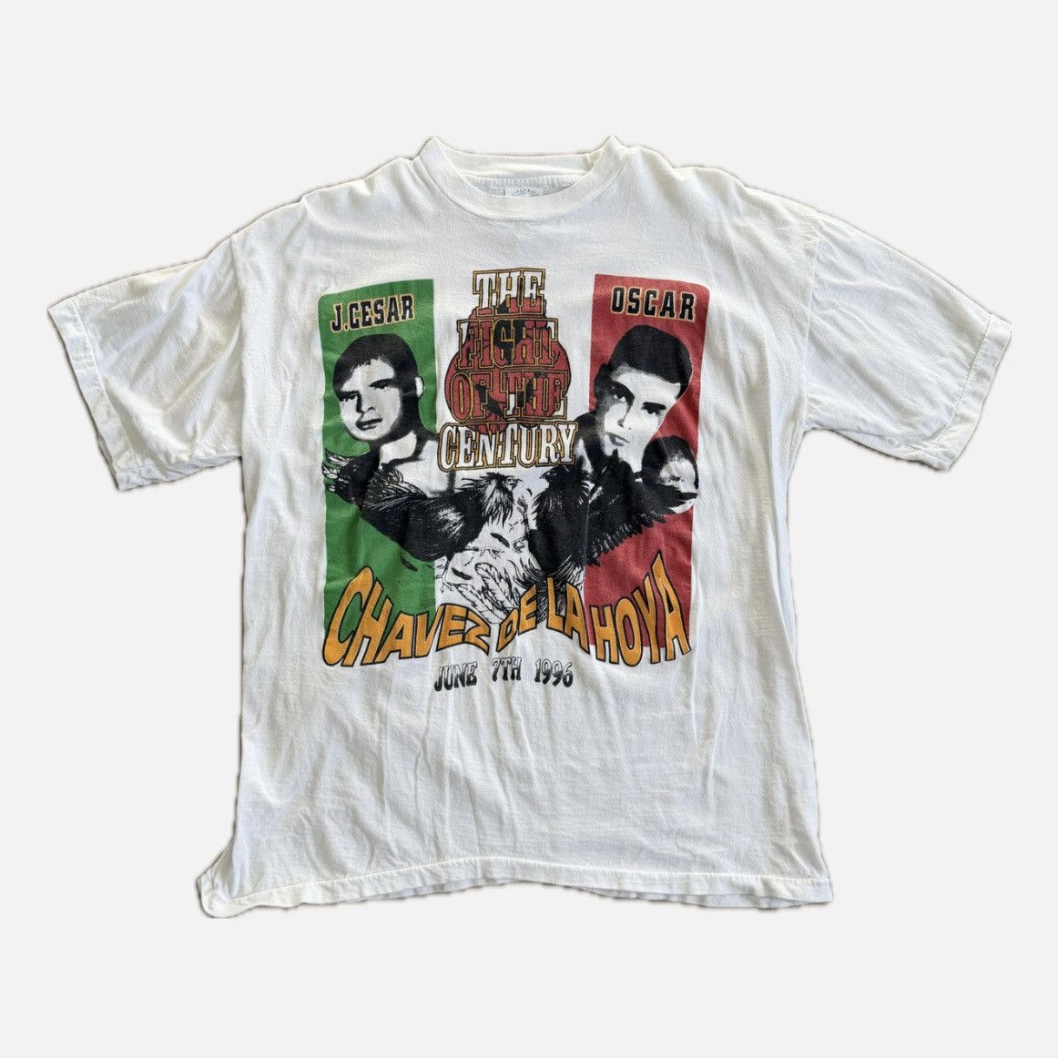 Vintage VINTAGE Chavez VS De La Hoya Boxing Tshirt Size US XL / EU 56 / 4 - 1 Thumbnail