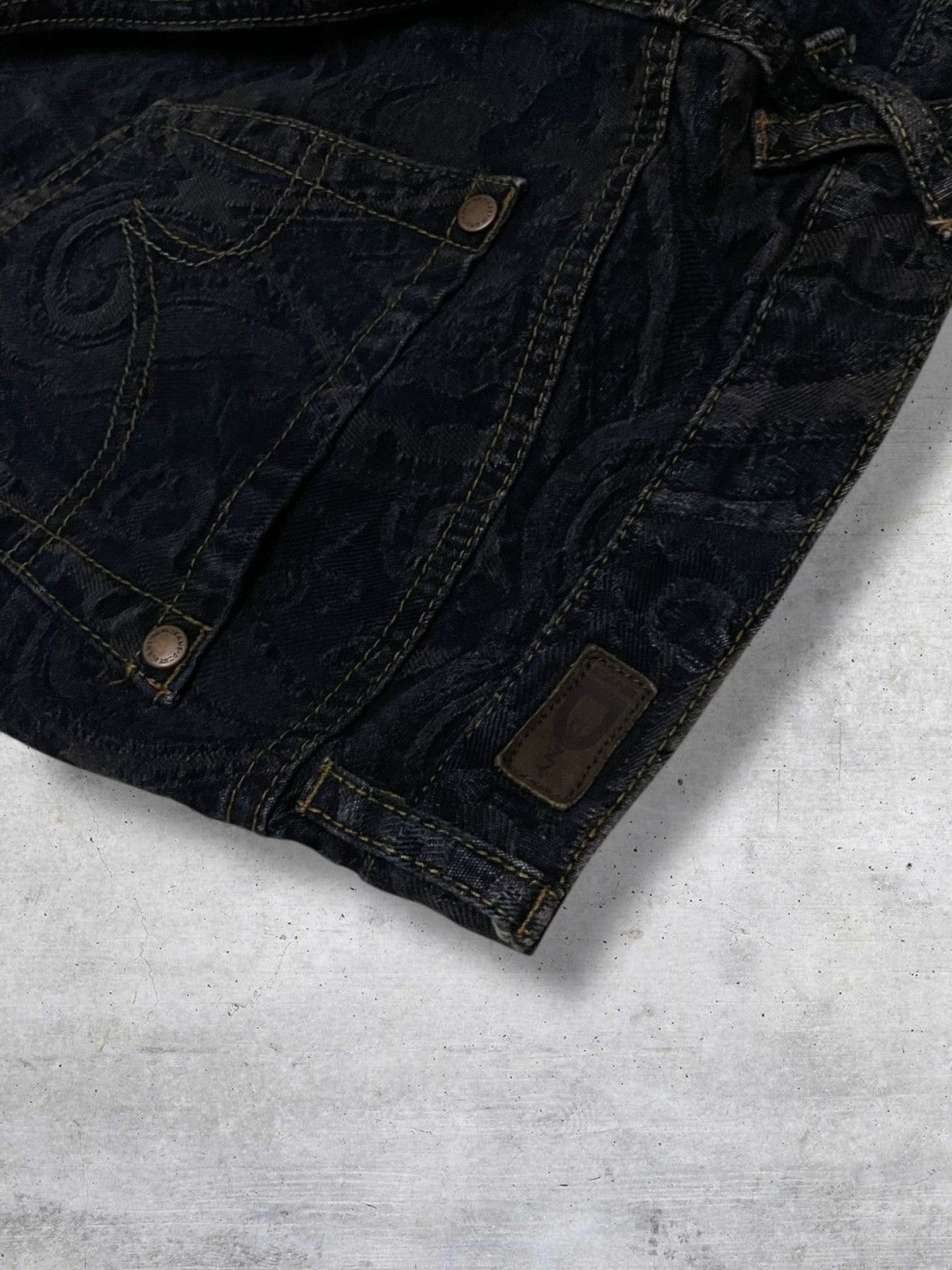 Japanese Brand VINTAGE DKNY DESIGNER PAISLEY FLARED STREETWEAR DENIM Size US 30 / EU 46 - 12 Thumbnail