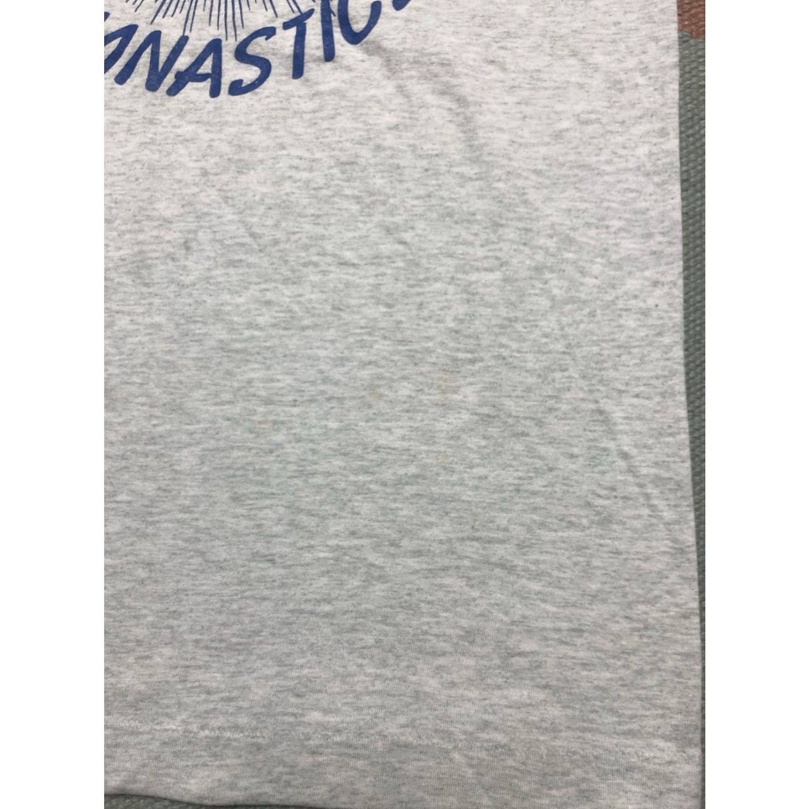 Vintage VINTAGE 90s graphic T-Shirt Hillsdale gymnastics Michigan single stitch Small Mens Gray Size US S / EU 44-46 / 1 - 4 Thumbnail