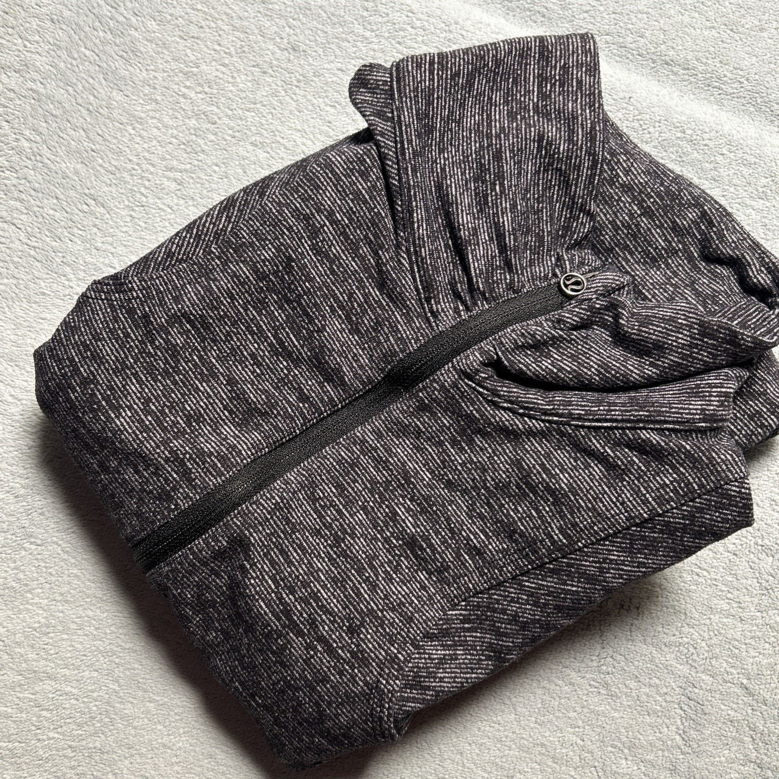 Lululemon Lululemon Balance Jacket Womens 4 Define Sweater Lightweight Size S / US 4 / IT 40 - 3 Thumbnail