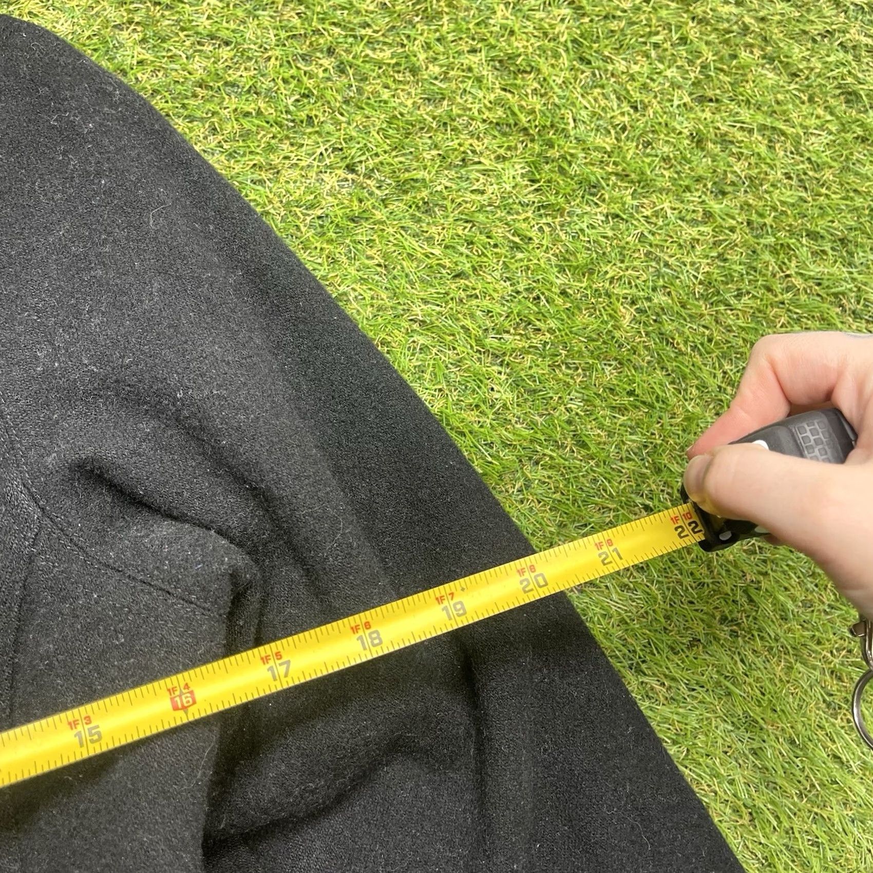 Vintage Cloudveil Wool Jacket Womens Small Black Full Zip Lined Wool Blend Blazer Buttonless Mid-Length Flat-Lelled Casual Coat Mens Womens Girls? Size S / US 4 / IT 40 - 4 Thumbnail