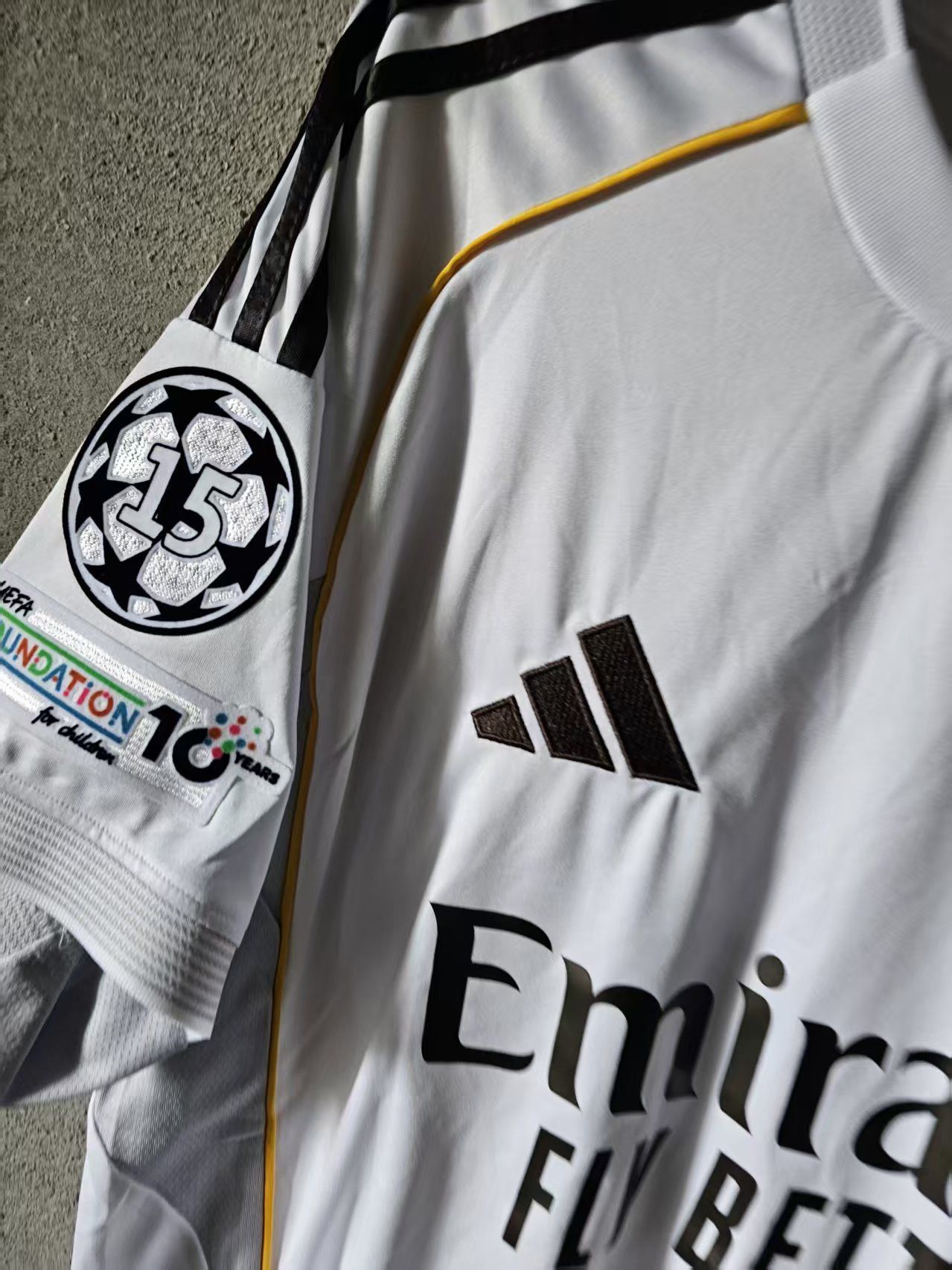 Other 25 26 Real Madrid 10 Kylian Mbappé Jersey Size US L / EU 52-54 / 3 - 5 Thumbnail