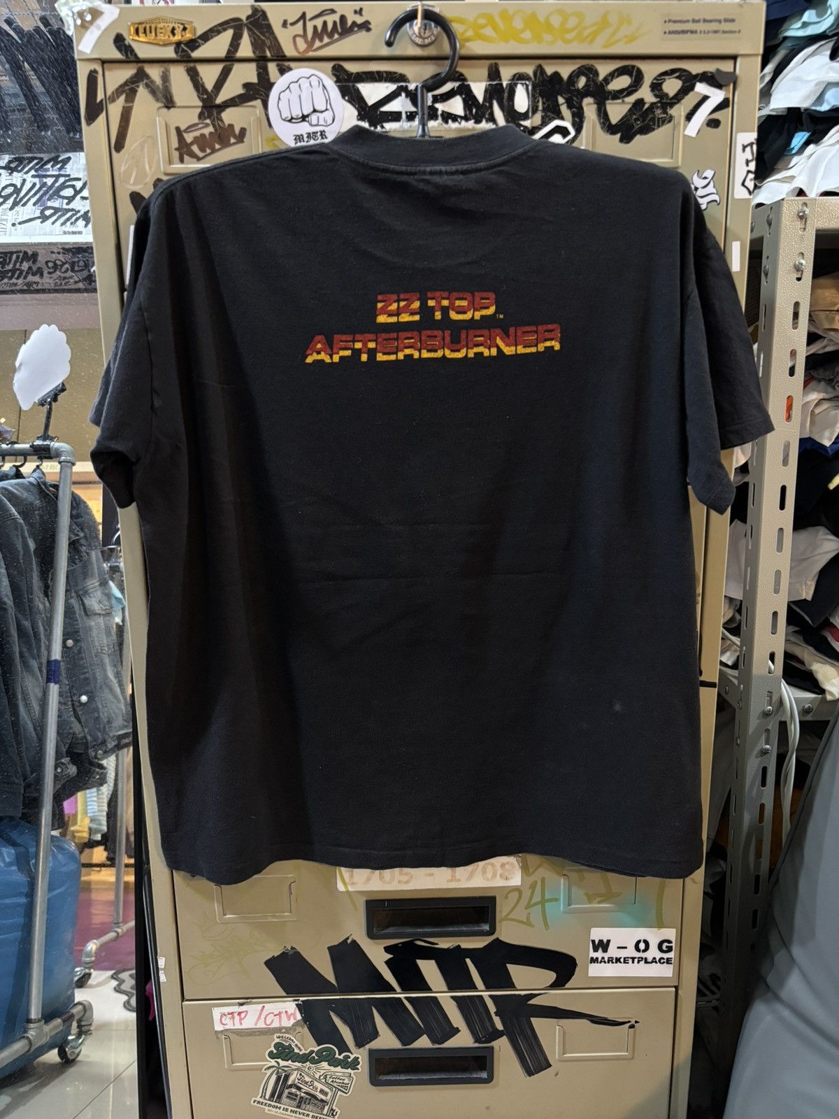 Band Tees ZZ top vintage t shirt 1980’s Size US XL / EU 56 / 4 - 5 Thumbnail