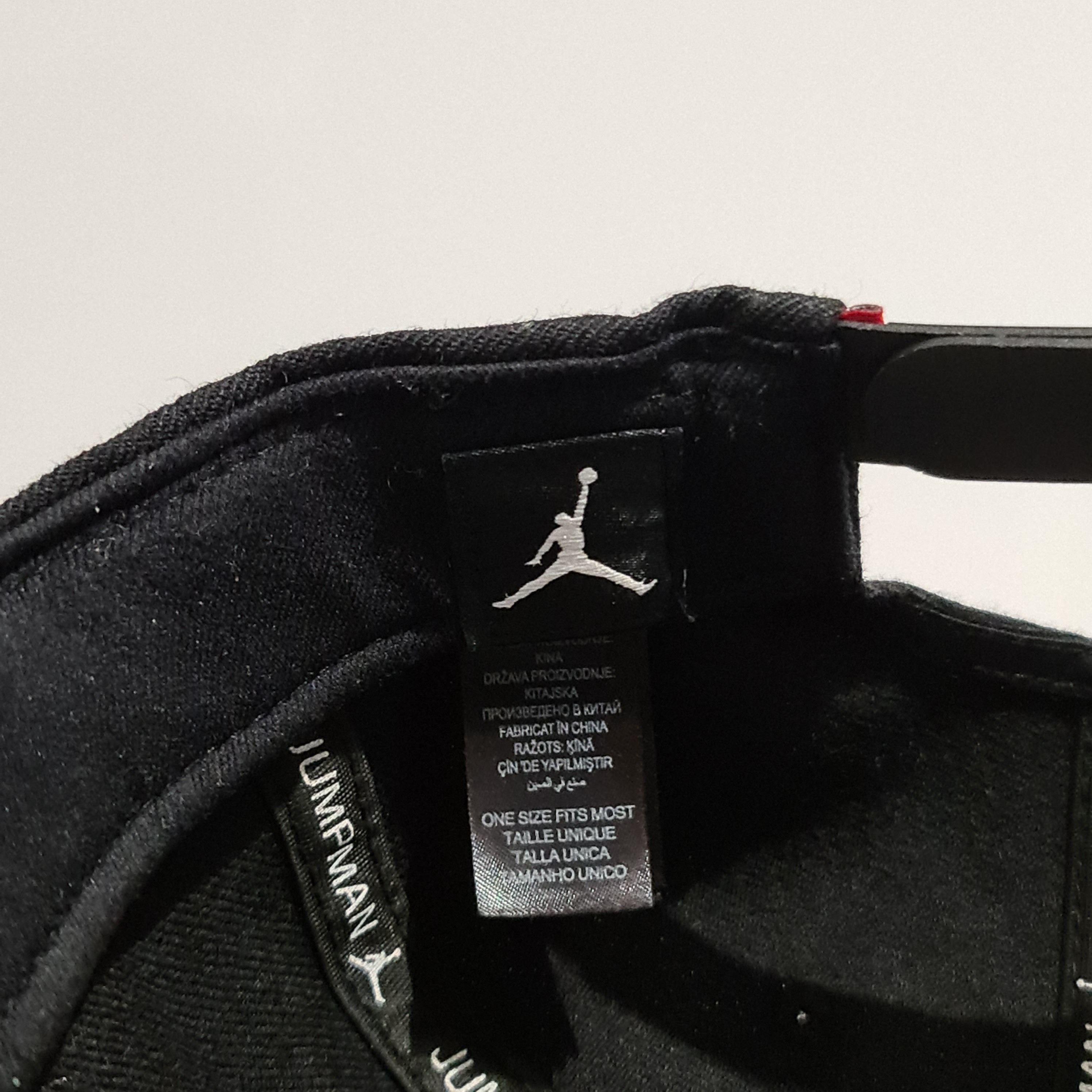 Jordan Brand Jordan Cap Snapback 'AJ1 x Paris Saint-Germain' Black Size ONE SIZE - 8 Thumbnail