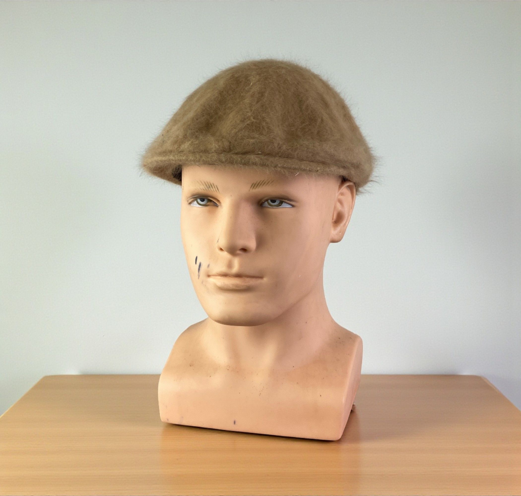 Anna Sui Mohair Hat / Hairy Beret BA0188