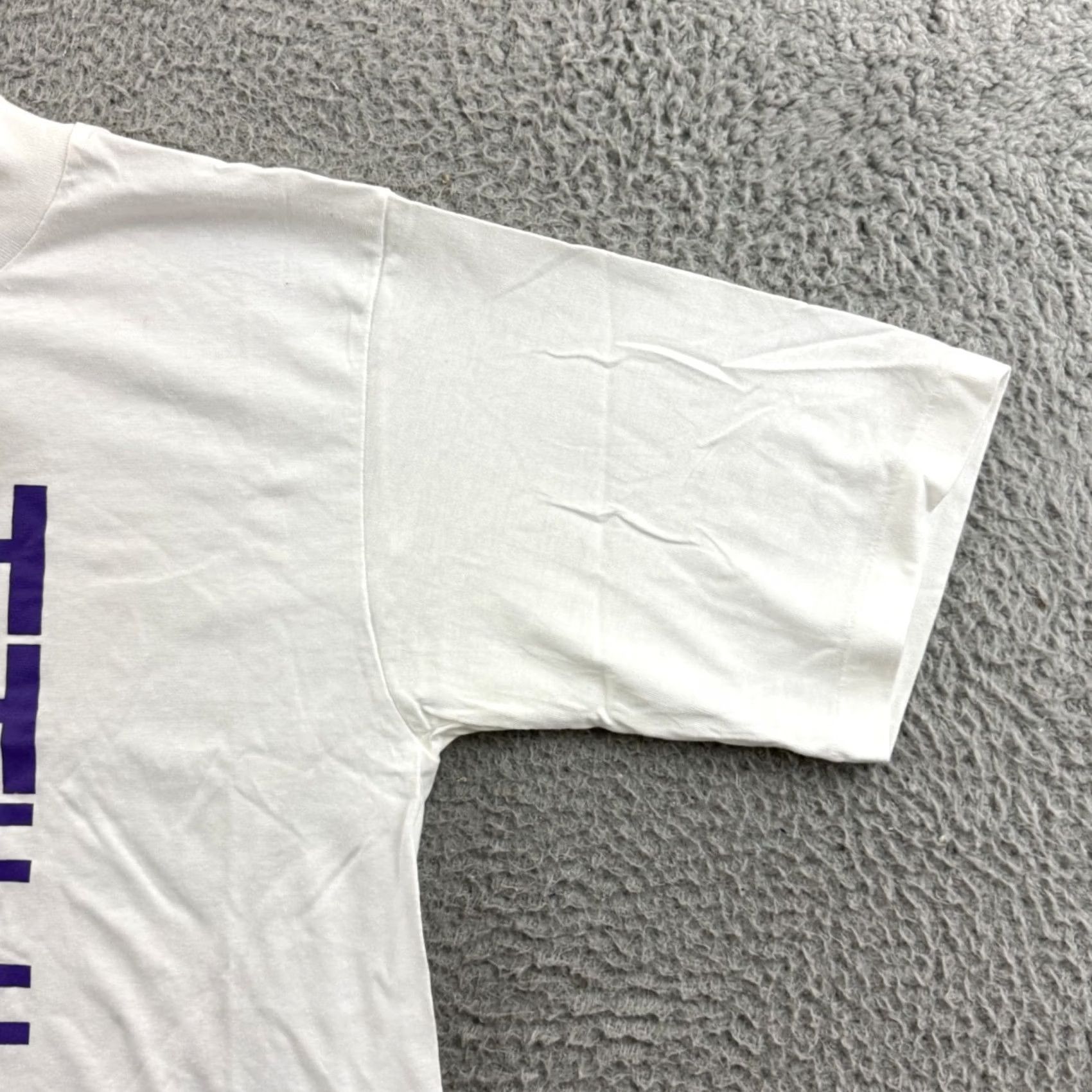 Vintage VINTAGE Oneita Shirt Mens Large White 90s NWT Trans Antarctica Expedition Logo Graphic Print Adventure Time Animals Outdoor Mens Size US L / EU 52-54 / 3 - 5 Thumbnail
