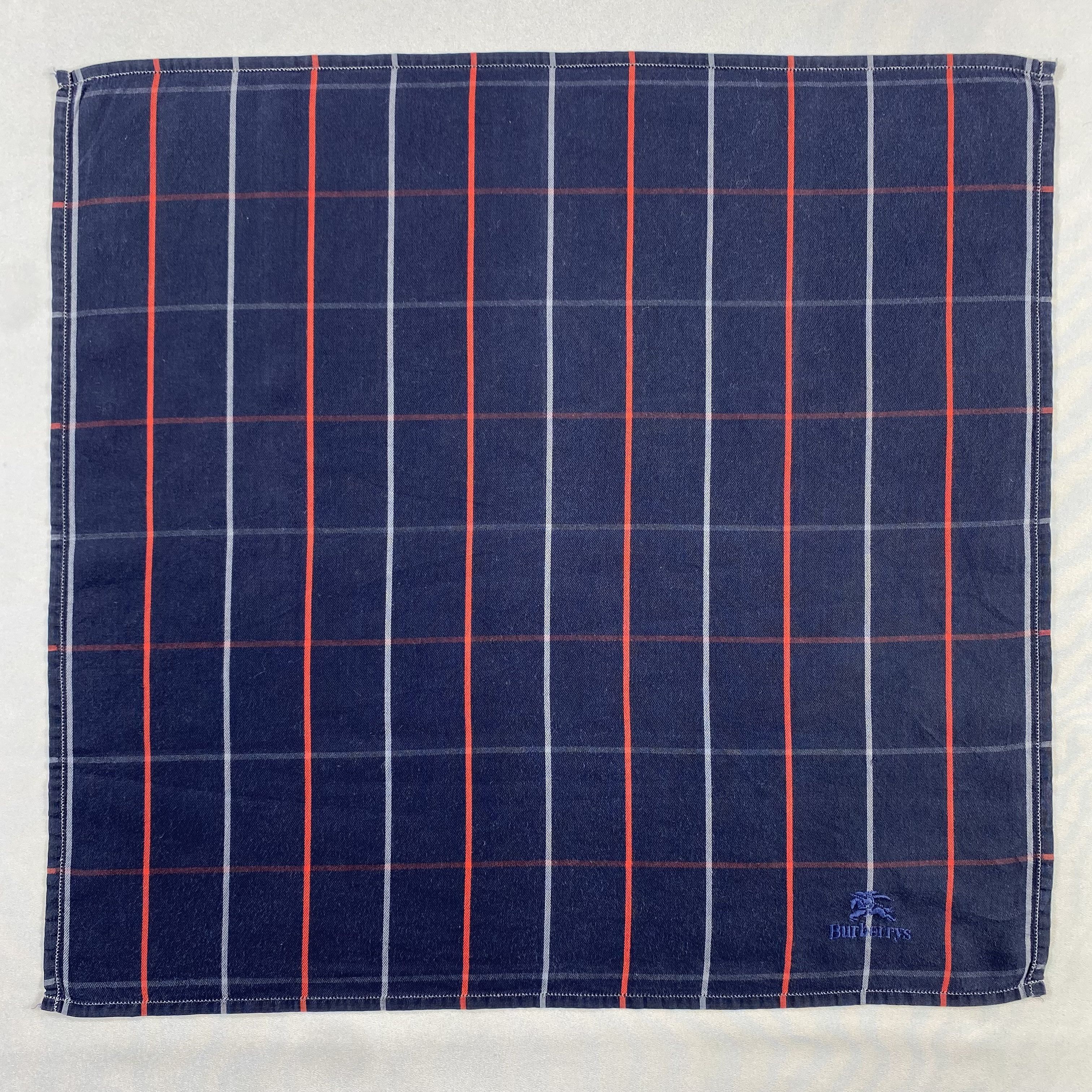 Burberry × Vintage Burberry Handkerchief / Neckerchief / Bandana-P1831 Size ONE SIZE - 1 Thumbnail