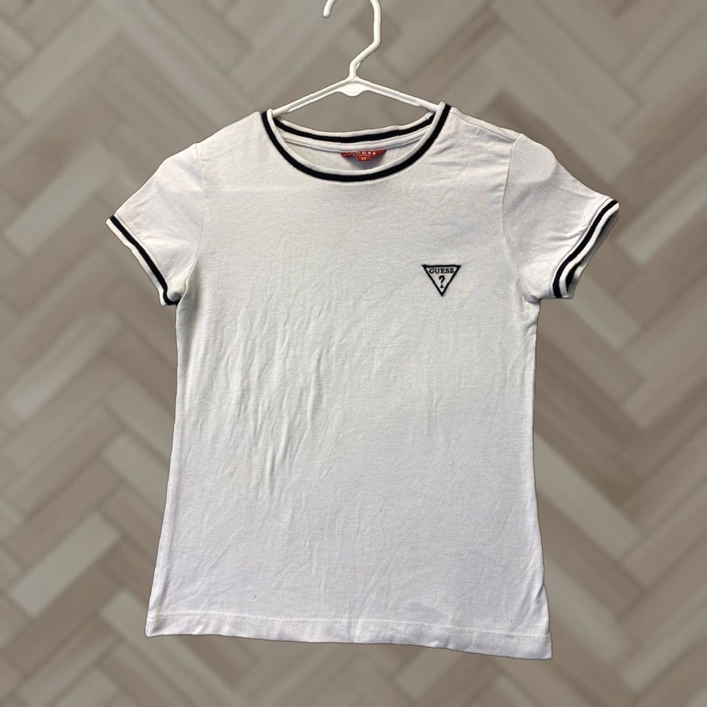 Guess VINTAGE GUESS Logo Shirt Juniors XS Short Sleeve White 97-19 Womens/ Girls Size XS / US 0-2 / IT 36-38 - 1 Thumbnail
