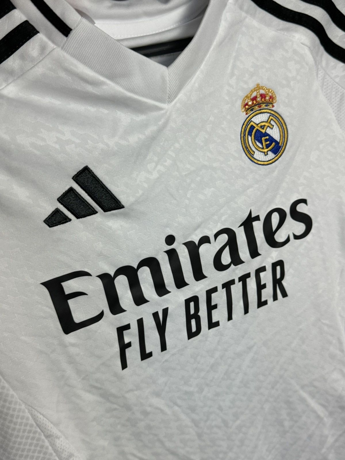 Adidas KIDS New Real Madrid 24/25 Home Mbappe Football Jersey Size US XS / EU 42 / 0 - 4 Thumbnail