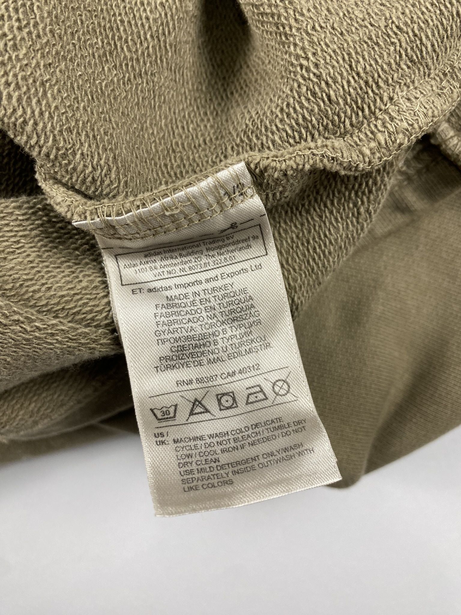 Yeezy Yeezy Season 1 Thermal Shirt Size US S / EU 44-46 / 1 - 4 Thumbnail