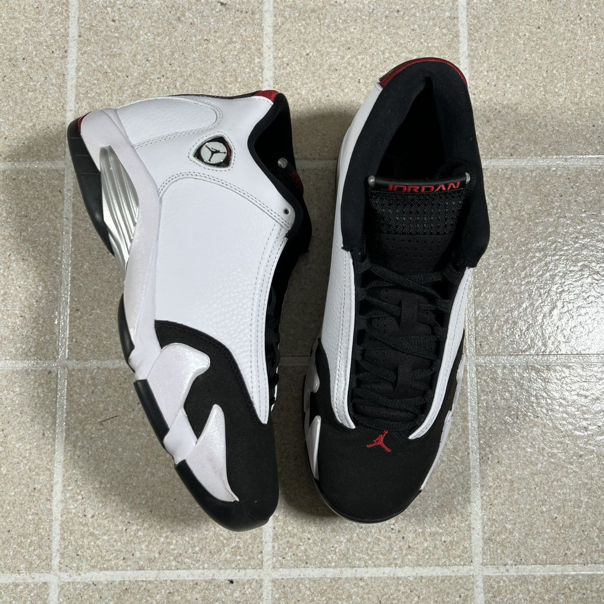 Jordan Brand Nike Air Jordan 14 Retro 2024 Black Toe Red White Size 10 Size US 10 / EU 43 - 2 Thumbnail