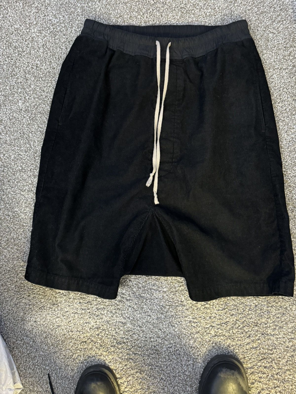 Rick Owens Rick Owens Performa F/W20 Courdory Shorts Size US 34 / EU 50 - 1 Thumbnail