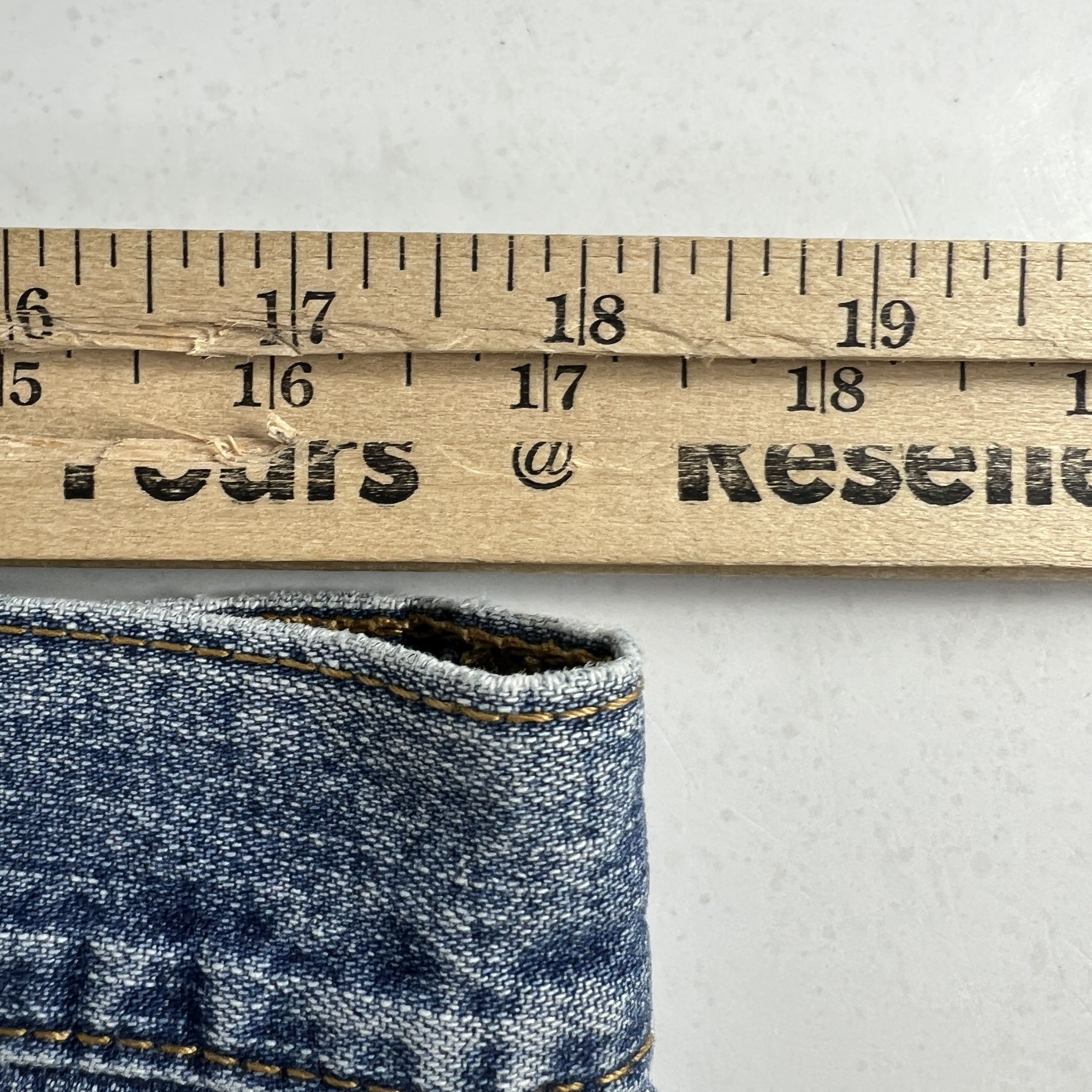 Levi's × Vintage Y2K Levi's Jean Shorts 569 Loose Faded Bermuda Denim Jorts Size US 36 / EU 52 - 18 Thumbnail