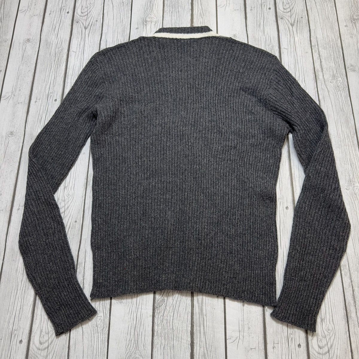 Vintage Vintage New Yorker v neck lambswool sweater Size US L / EU 52-54 / 3 - 2 Thumbnail