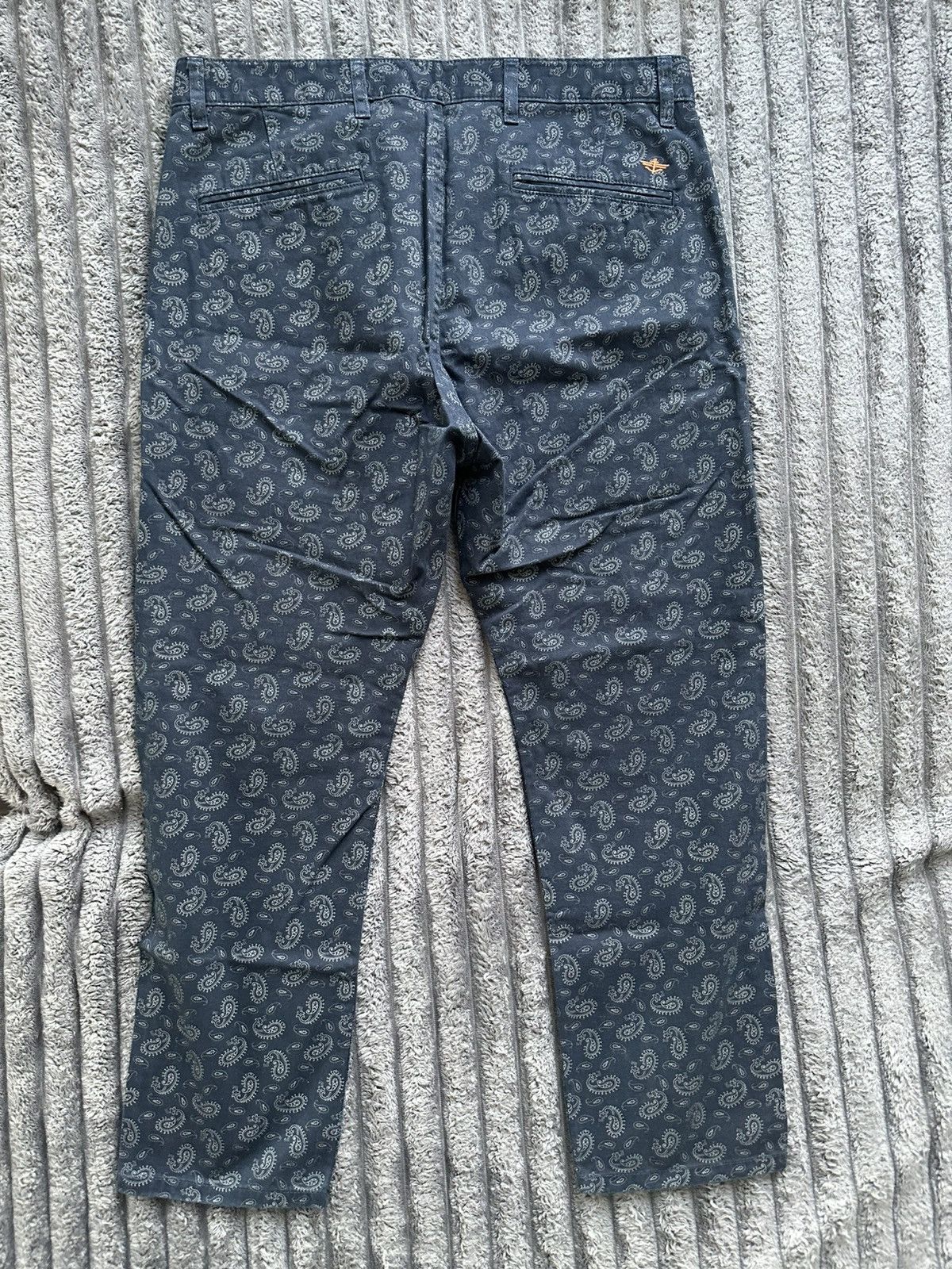 Dockers Paisley Alpha Slouch 32/30 Chino Size US 32 / EU 48 - 2 Thumbnail